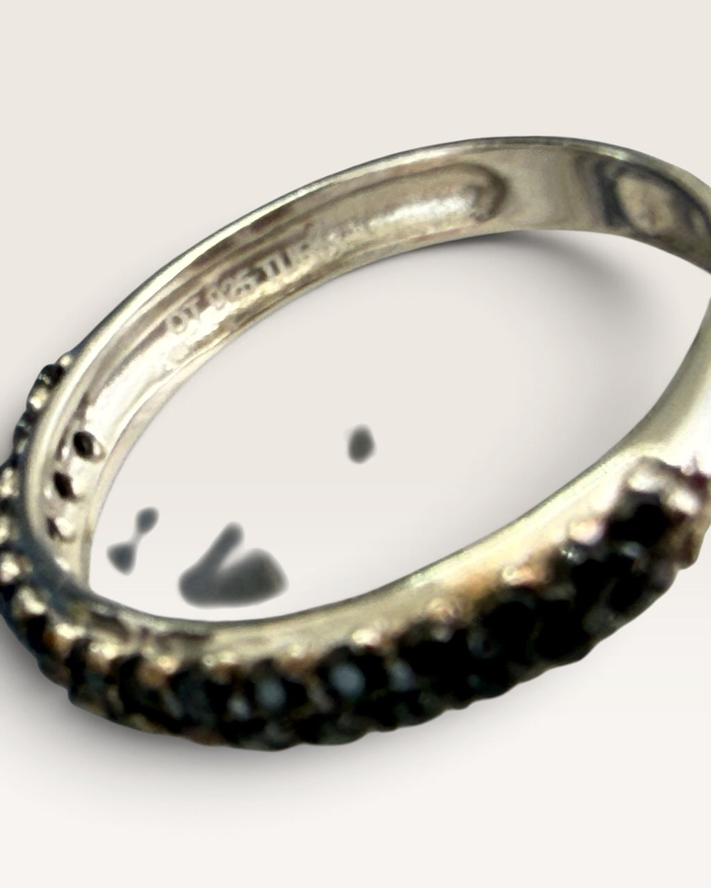 Sterling Silver Black Spinel Gemstone Ring - Pre-Loved