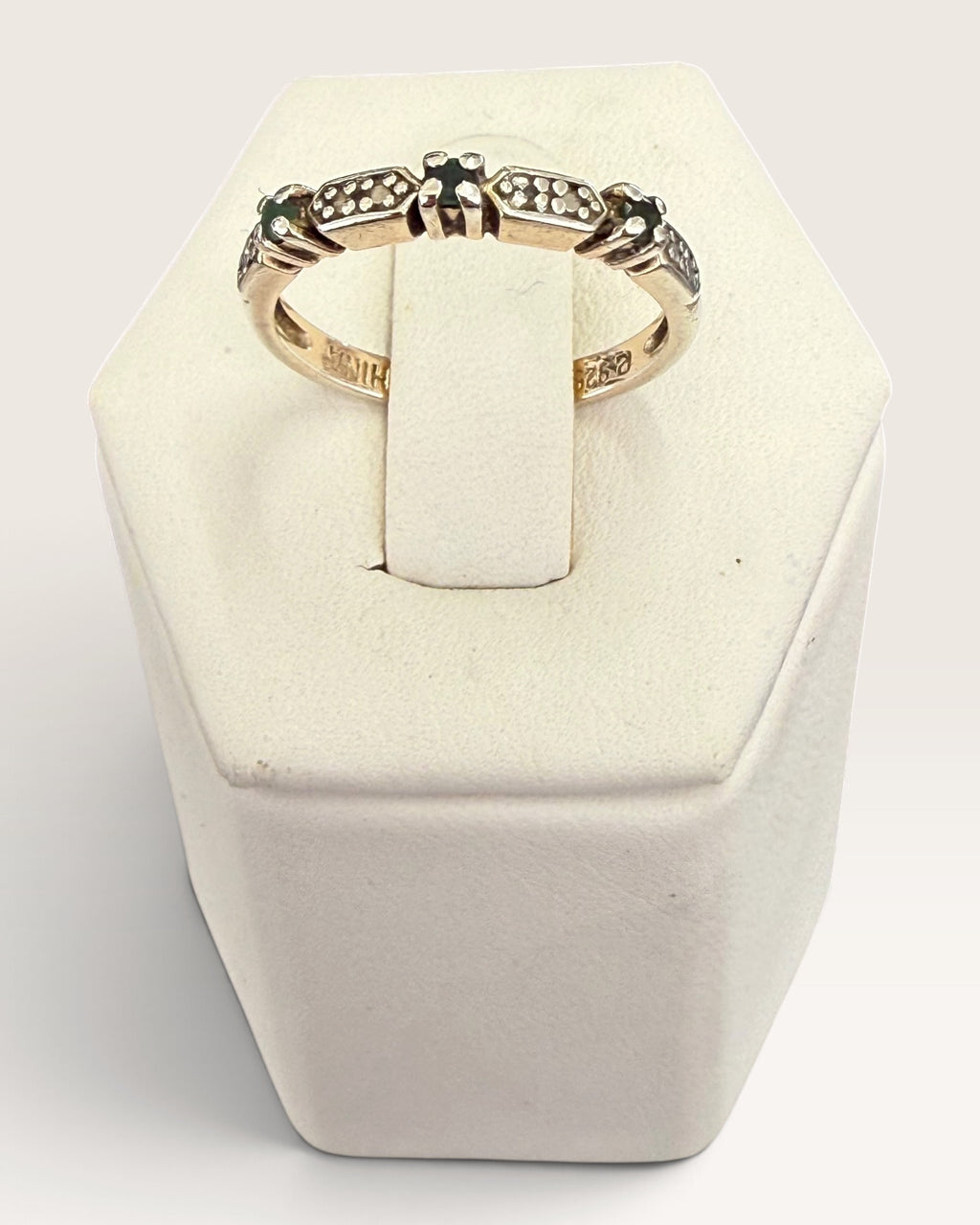 Ross Simmons Sterling Silver Emerald Ring with Illusion Diamonds - Pre-Loved