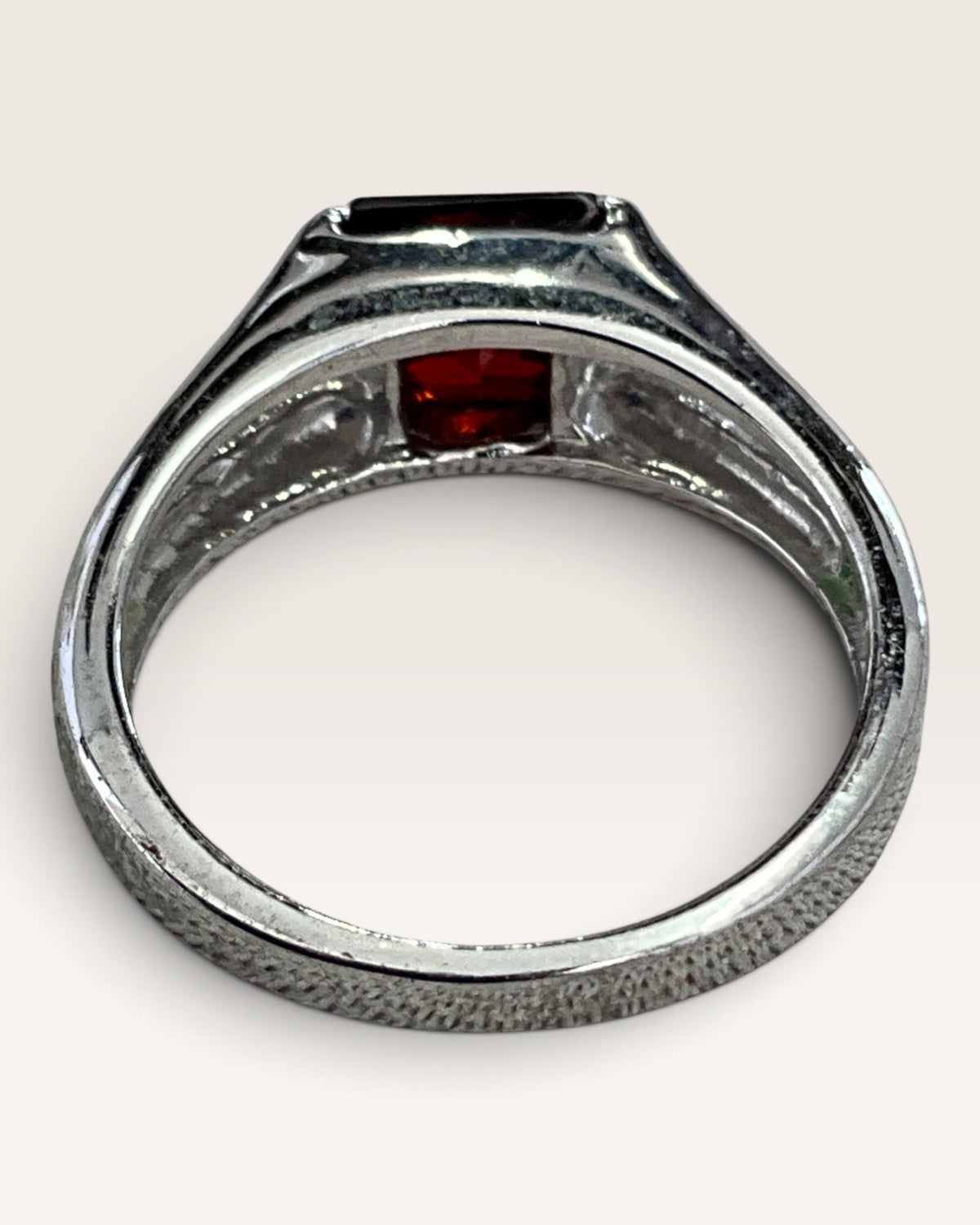 Sterling Silver Garnet Cubic Zirconia Ring - Pre-Loved