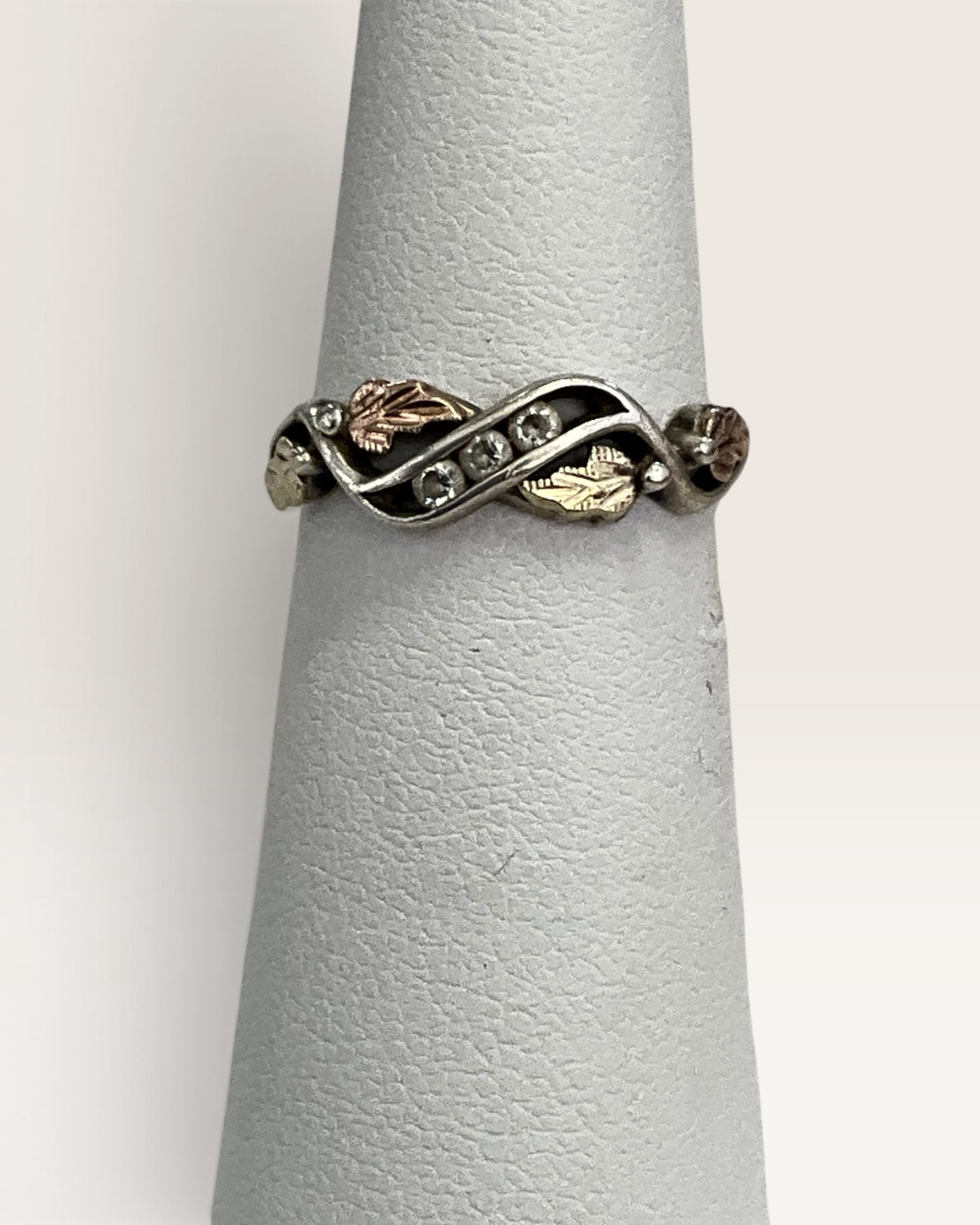 Rushmore Gold Co (RGC) Black Hills Gold & 12K Gold Cubic Zirconia Ring - Pre-Loved