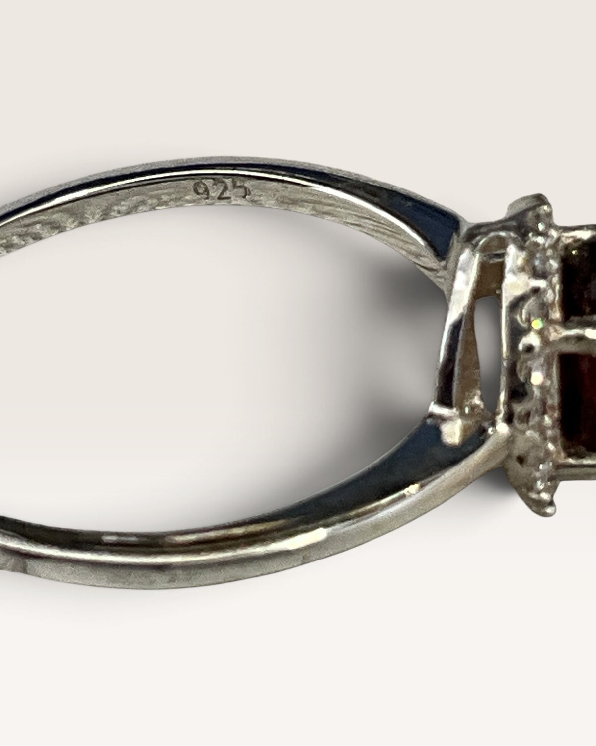 Sterling Silver Garnet Gemstone Ring
