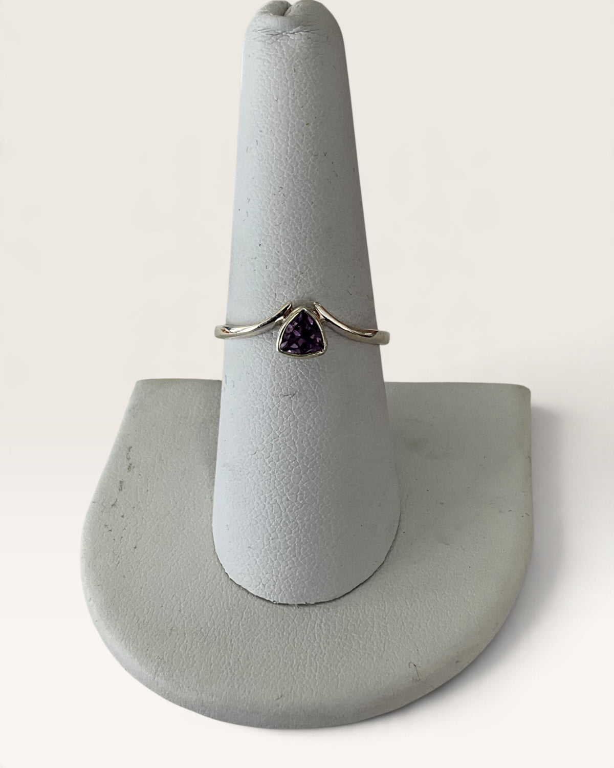 Sterling Silver Amethyst Gemstone Ring