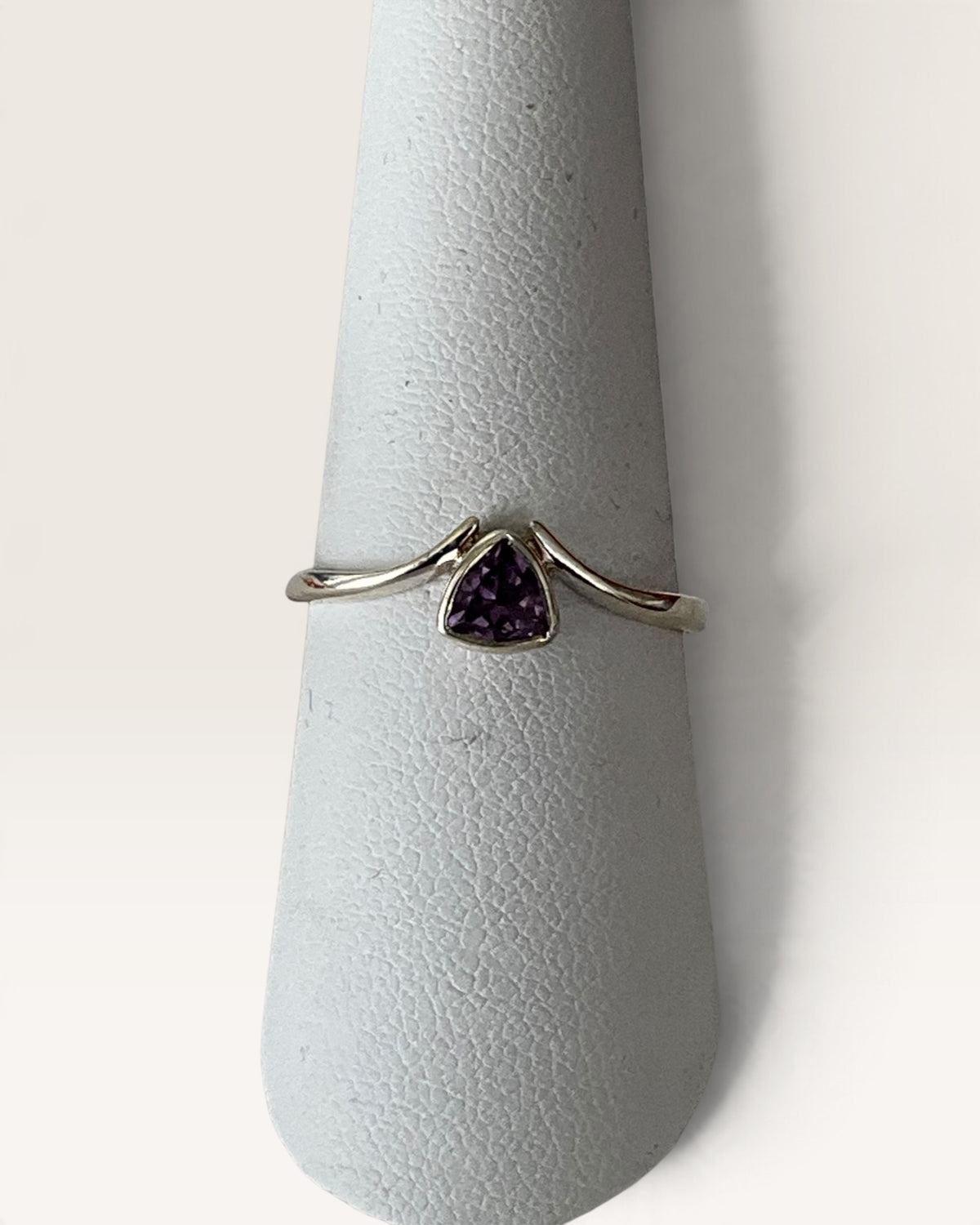 Sterling Silver Amethyst Gemstone Ring