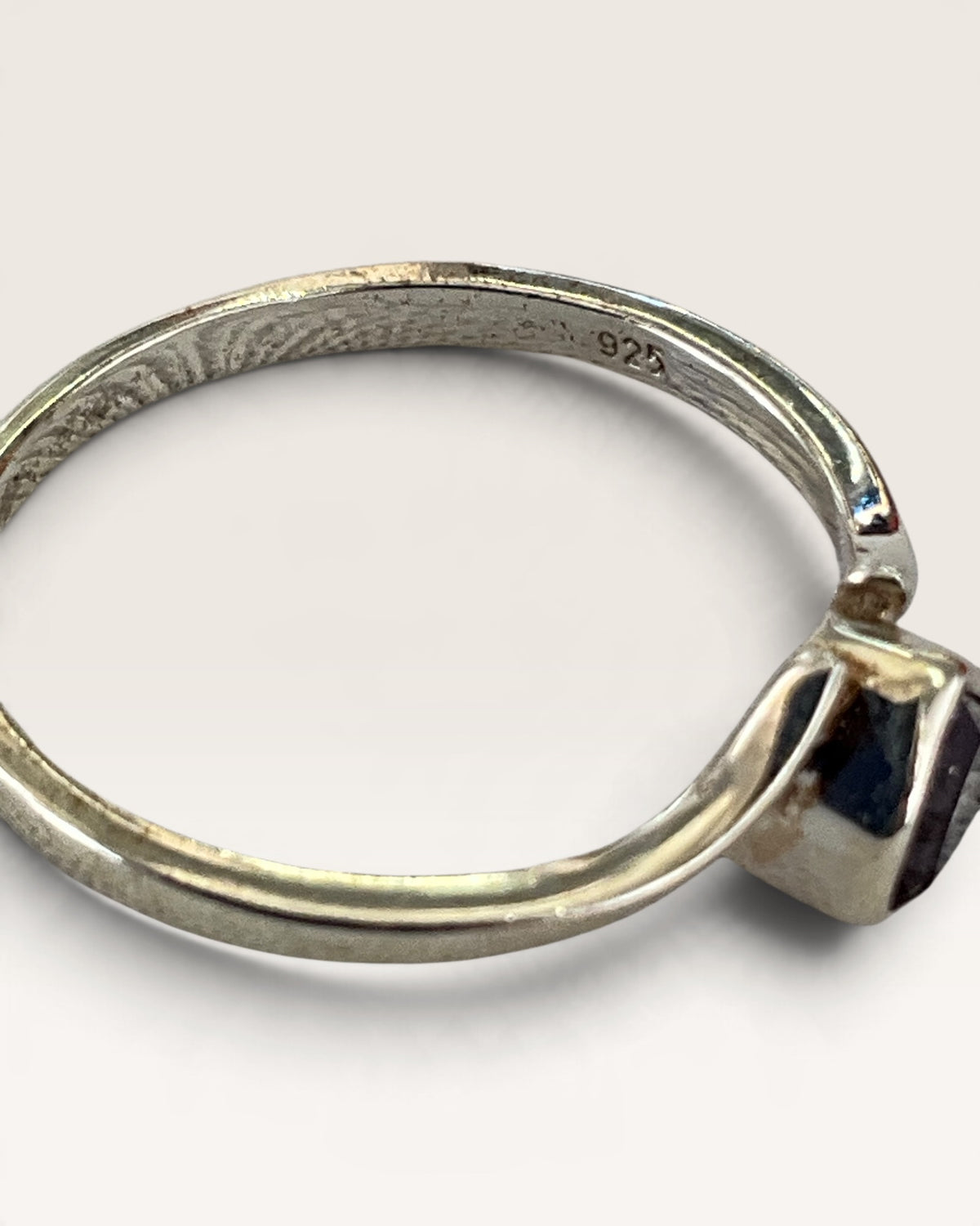 Sterling Silver Amethyst Gemstone Ring