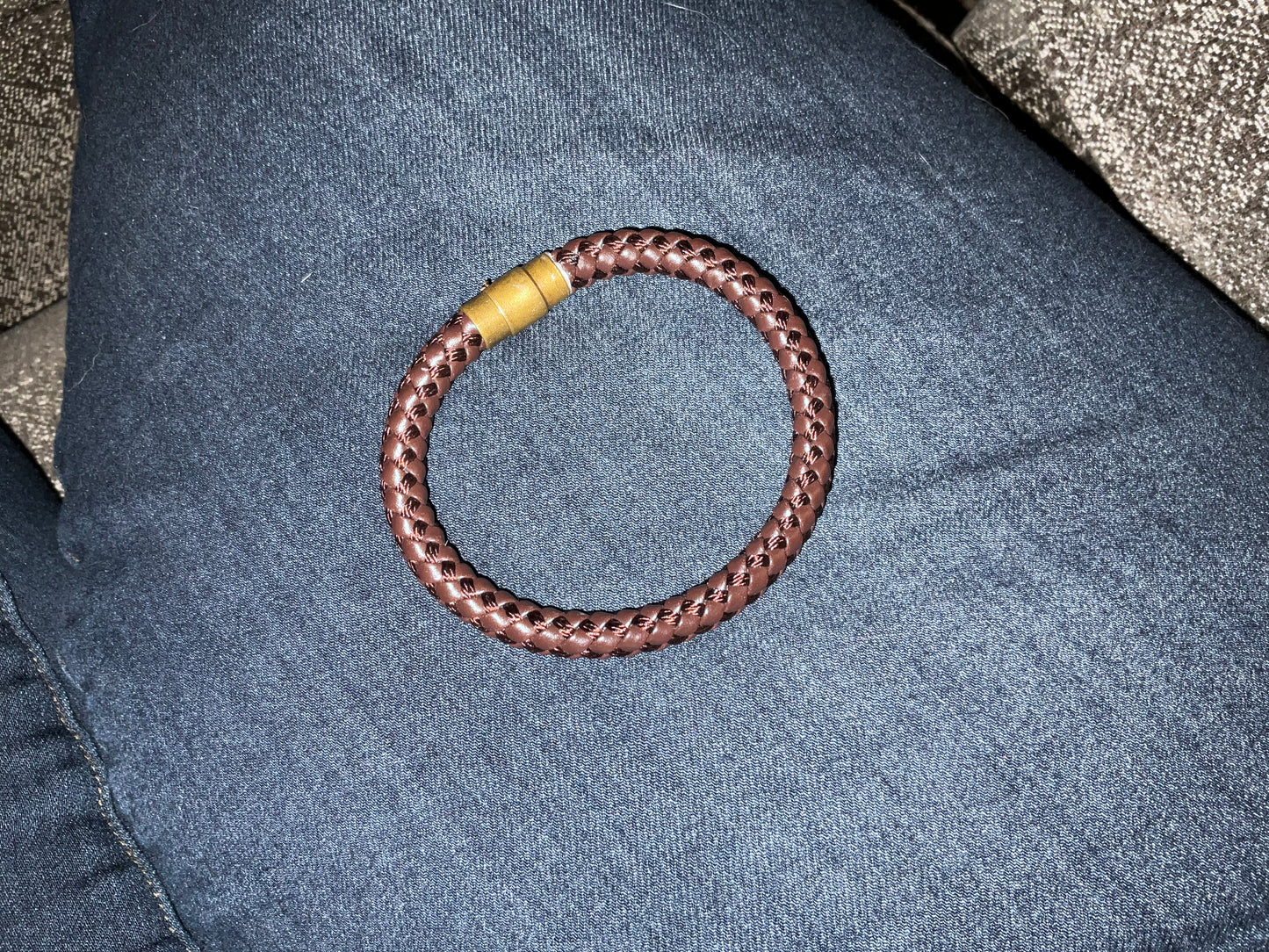 Bracelet (leather)