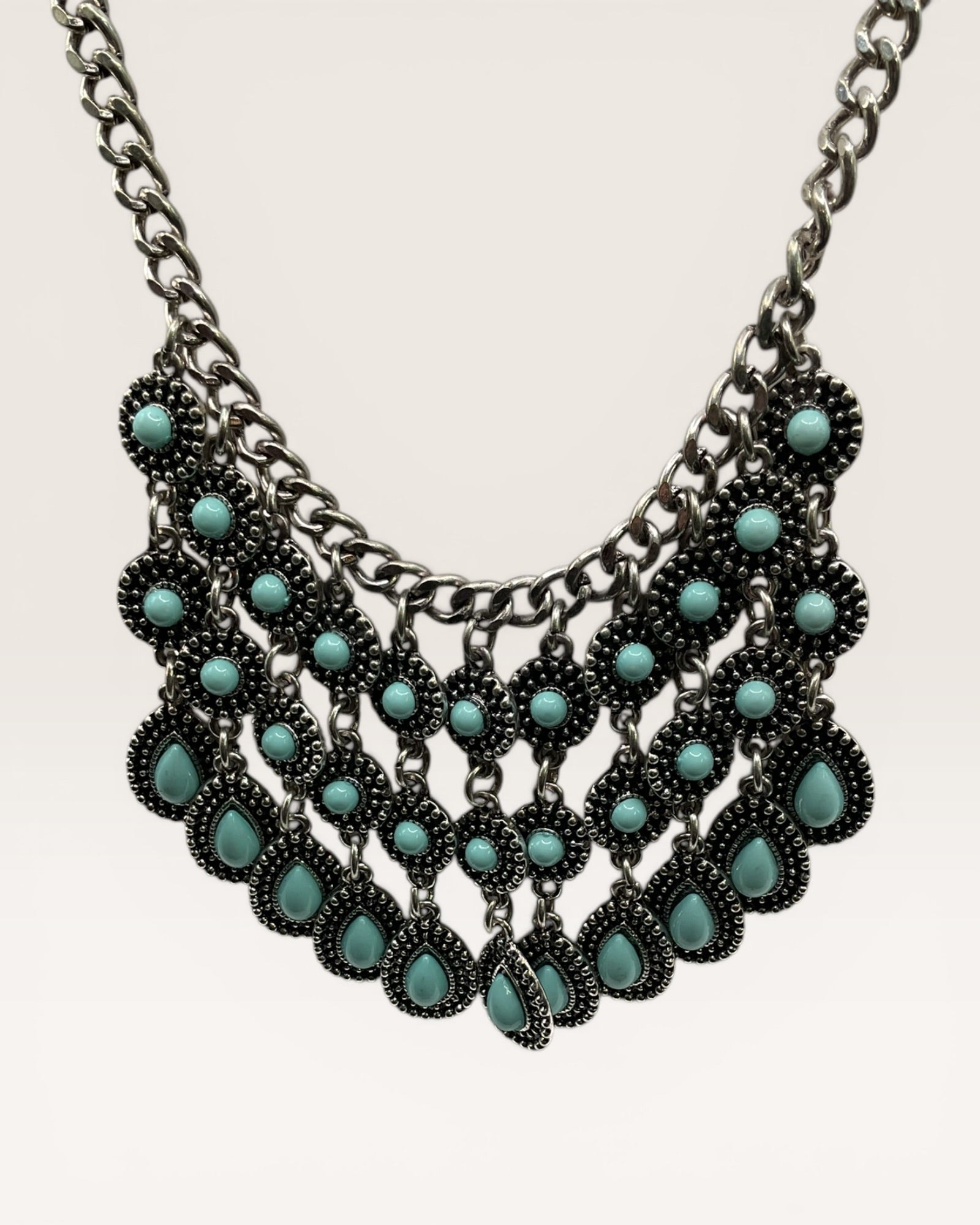 Howlite Chain Necklace - Estate Sale (Great Condition)