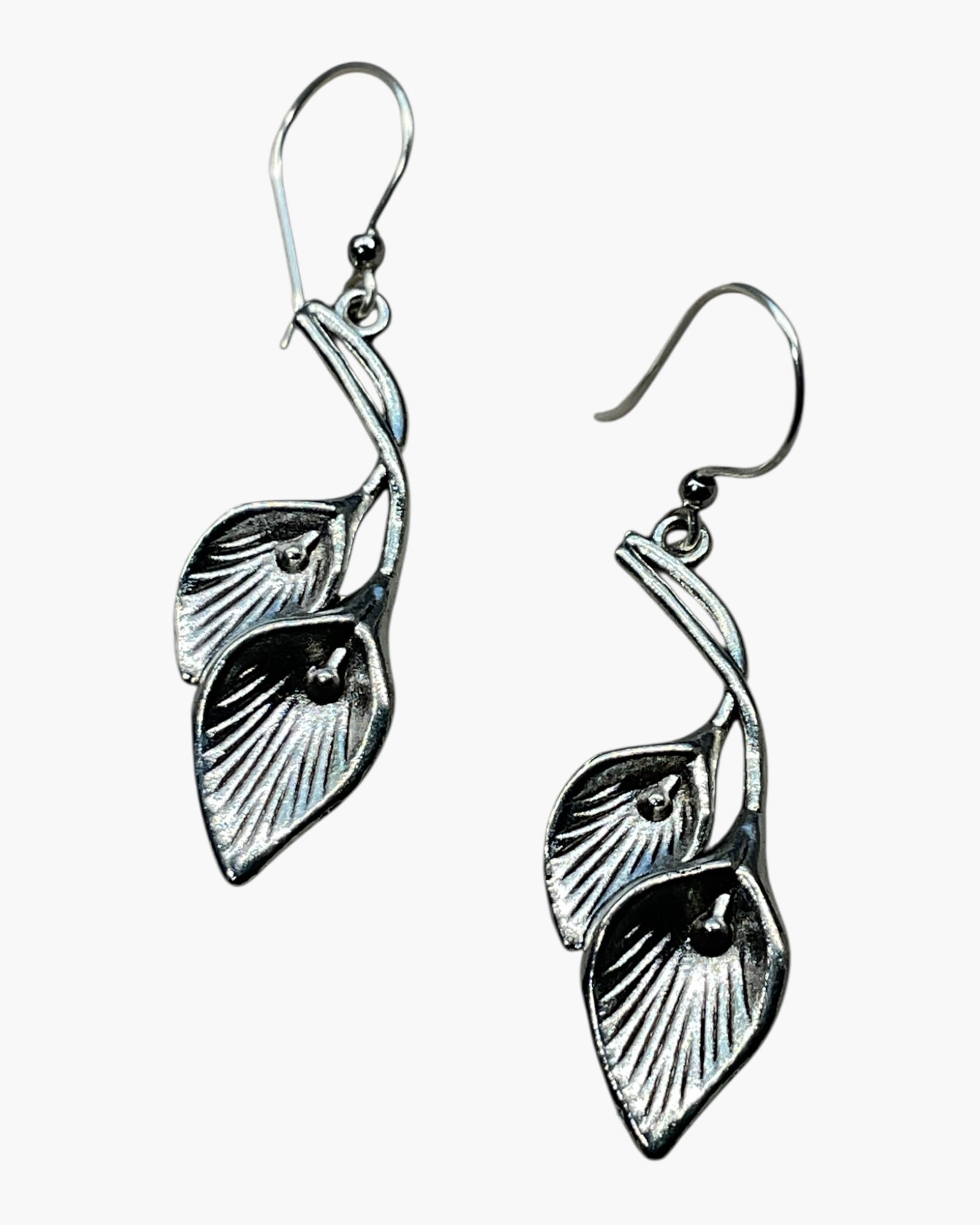 Calla Lily Casual Earrings