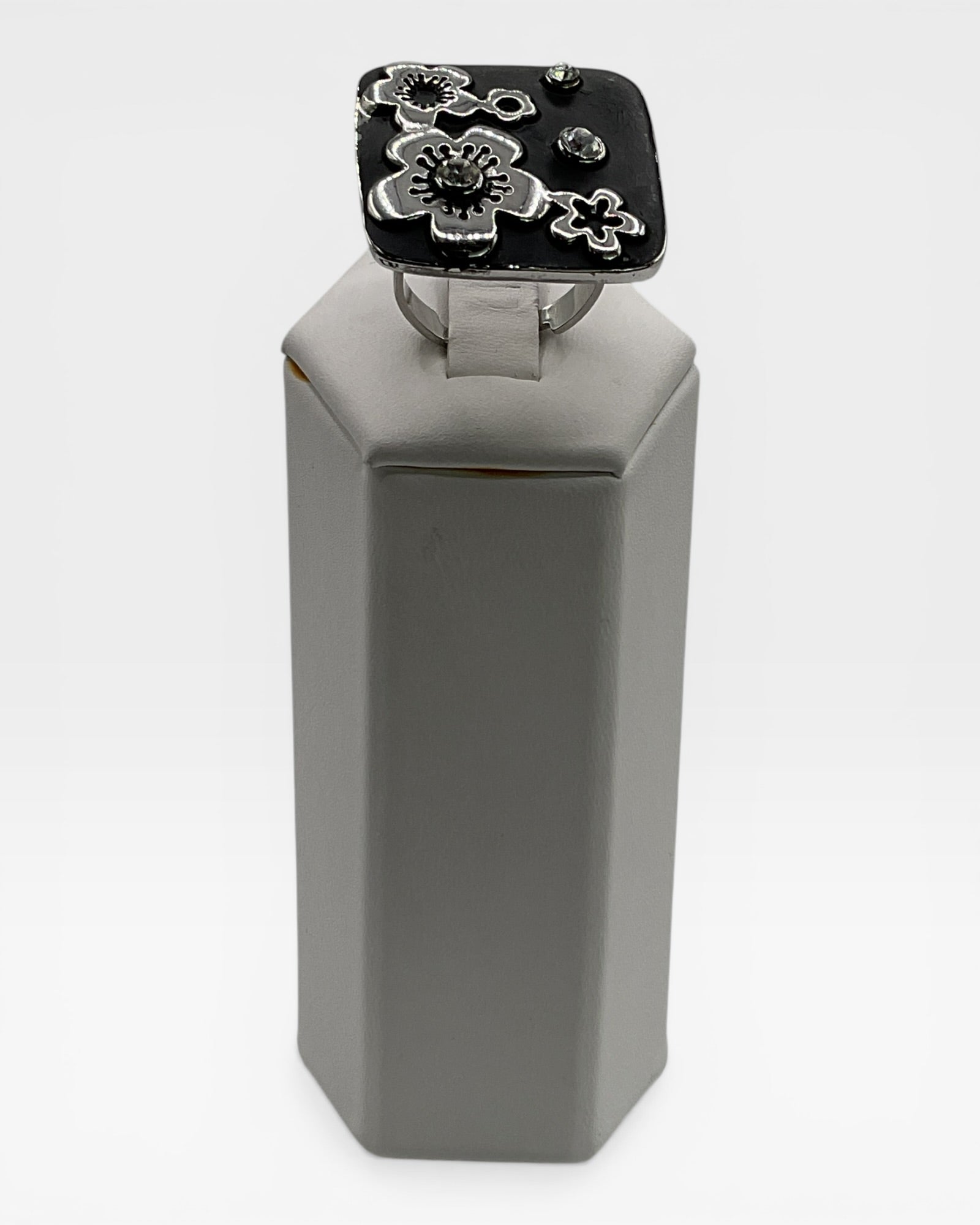 Black Enamel Floral Statement Ring - Estate Sale (Great Condition)