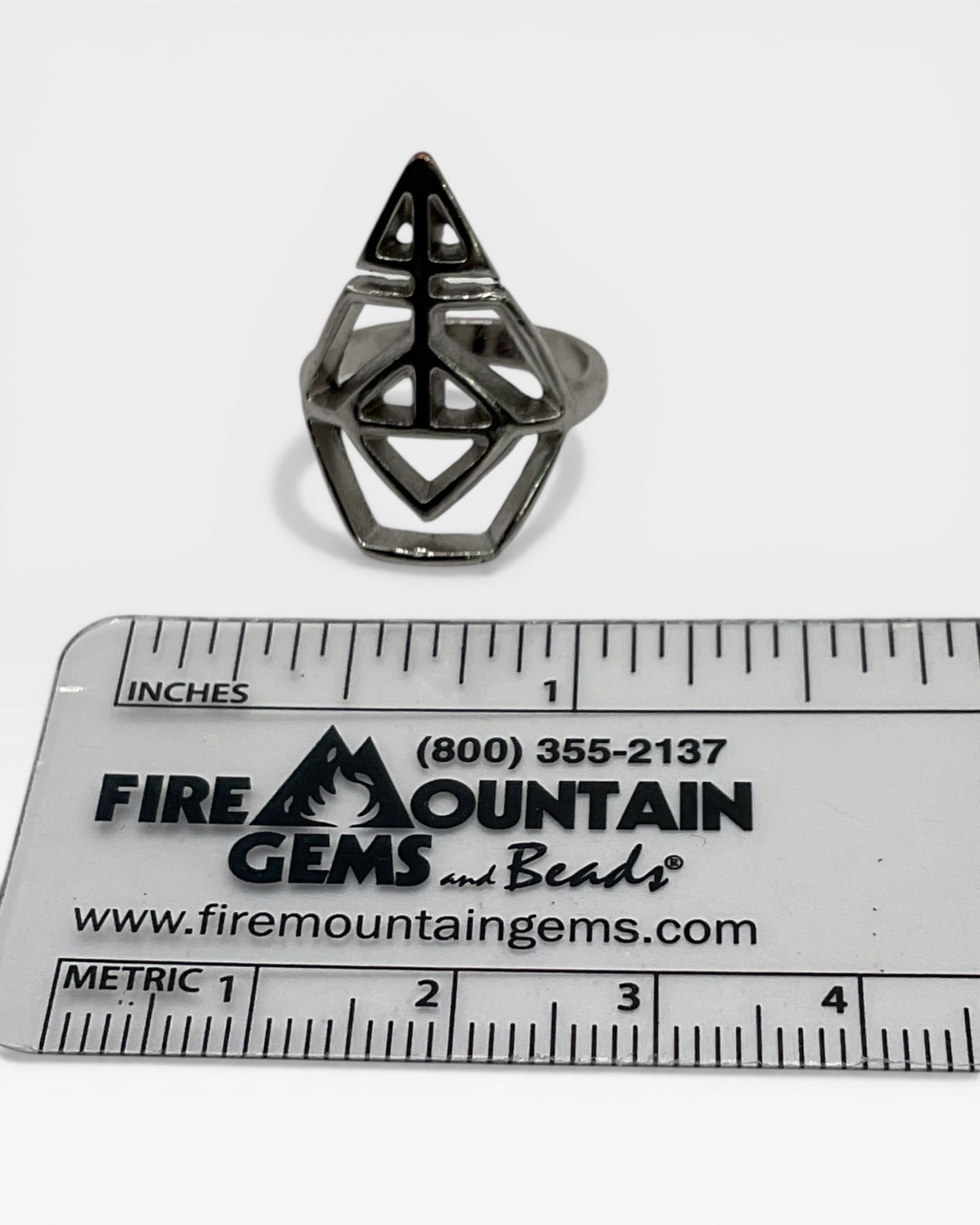 Geometric Openwork Ring - Estate Sale (Great Condition)