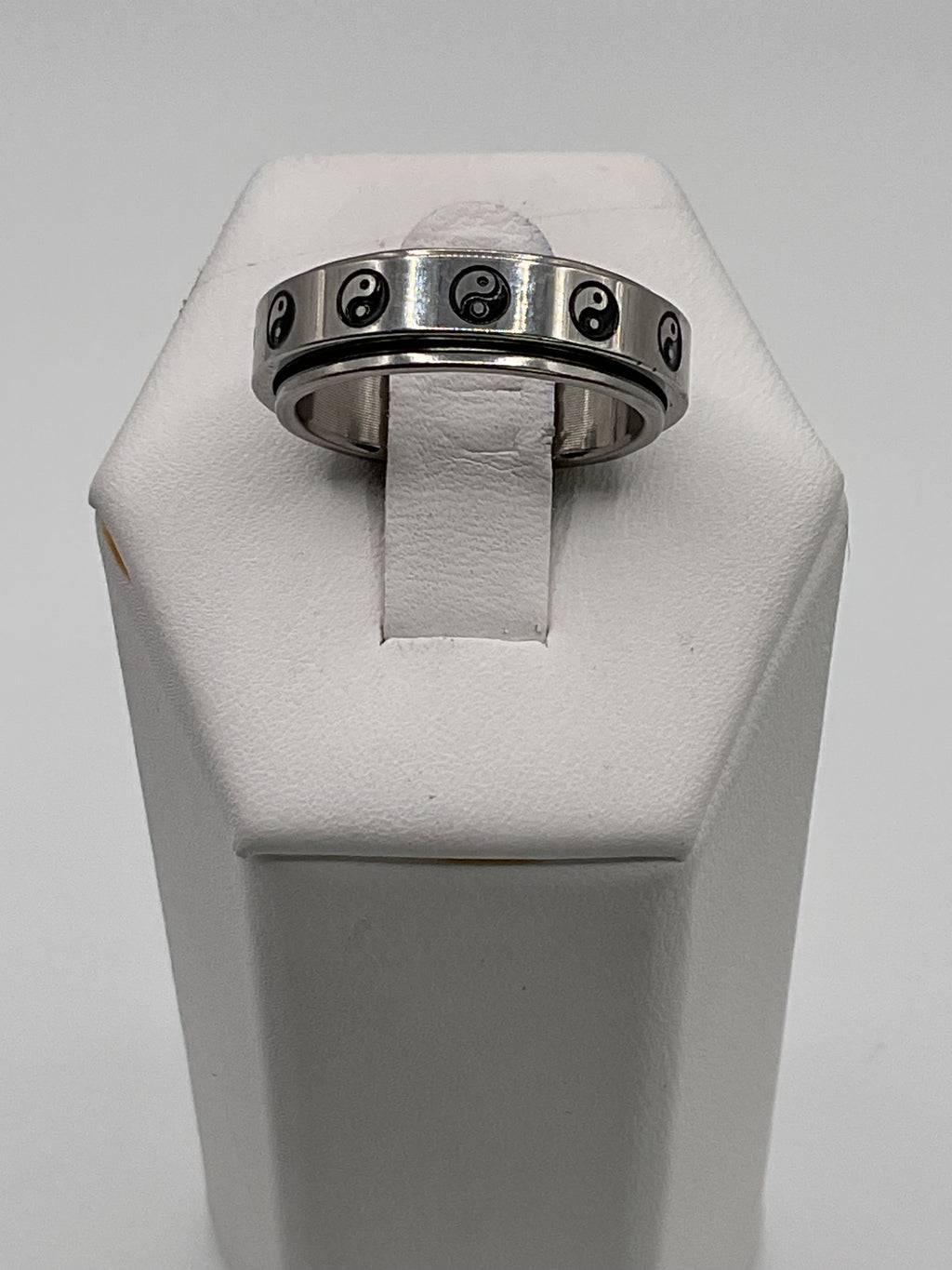 Yin Yang Spinner Stainless Steel Fidget Ring - Estate Sale (Great Condition)