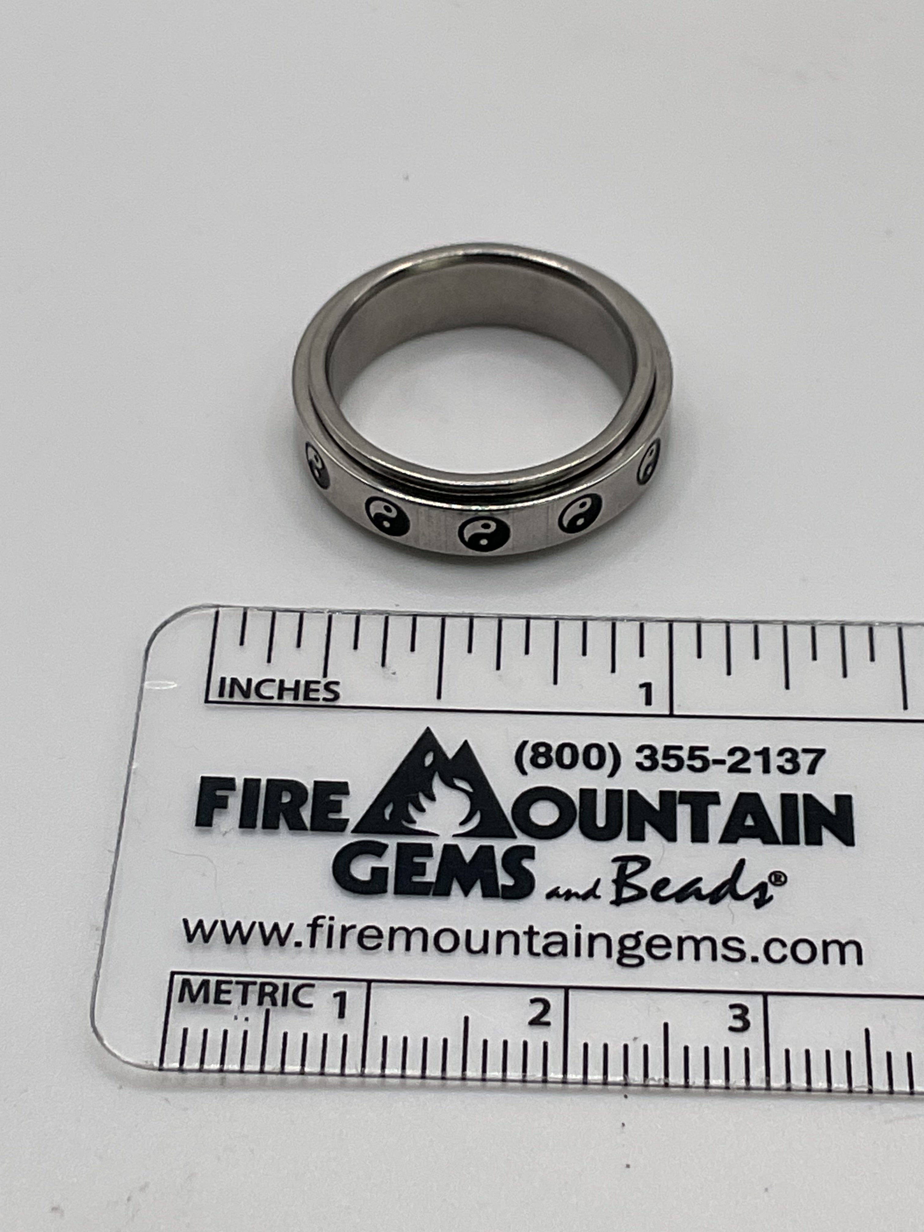 Yin Yang Spinner Stainless Steel Fidget Ring - Estate Sale (Great Condition)