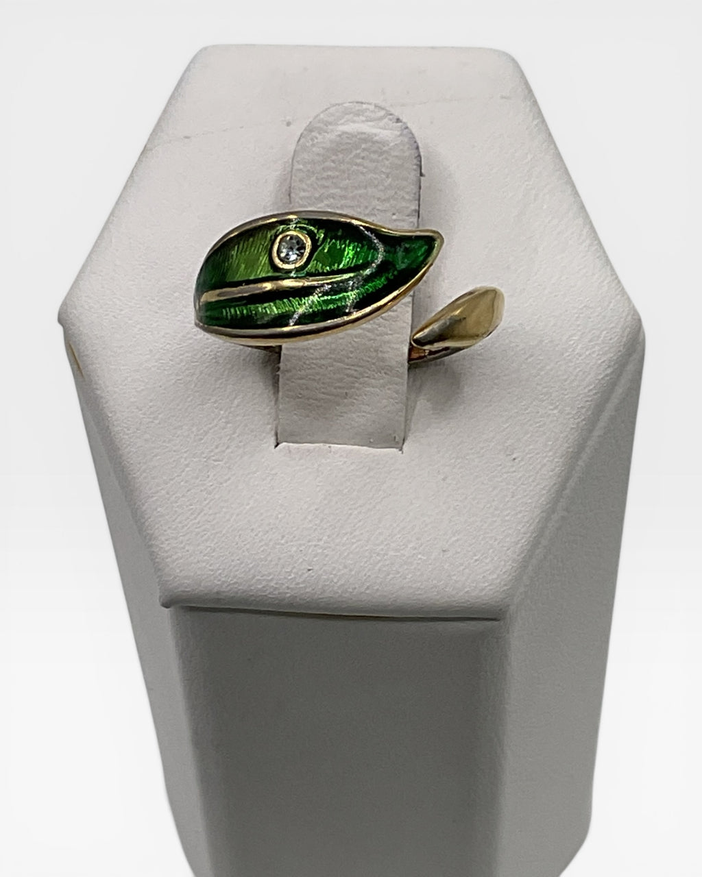 Avon Leafglow Bypass Ring - Estate Sale (Great Condition)
