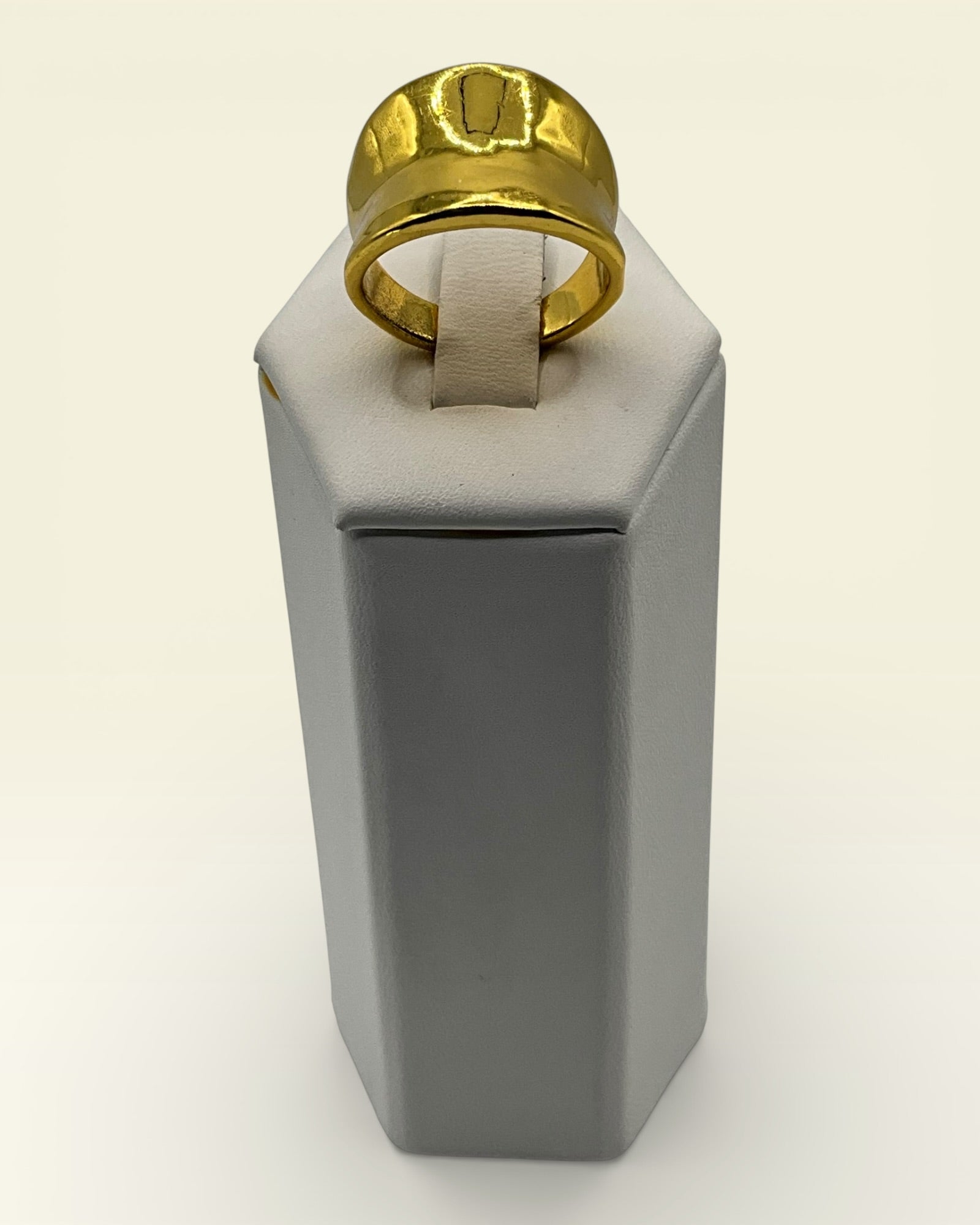 Chunky Gold Tone Ring - Estate Sale (Great Condition)