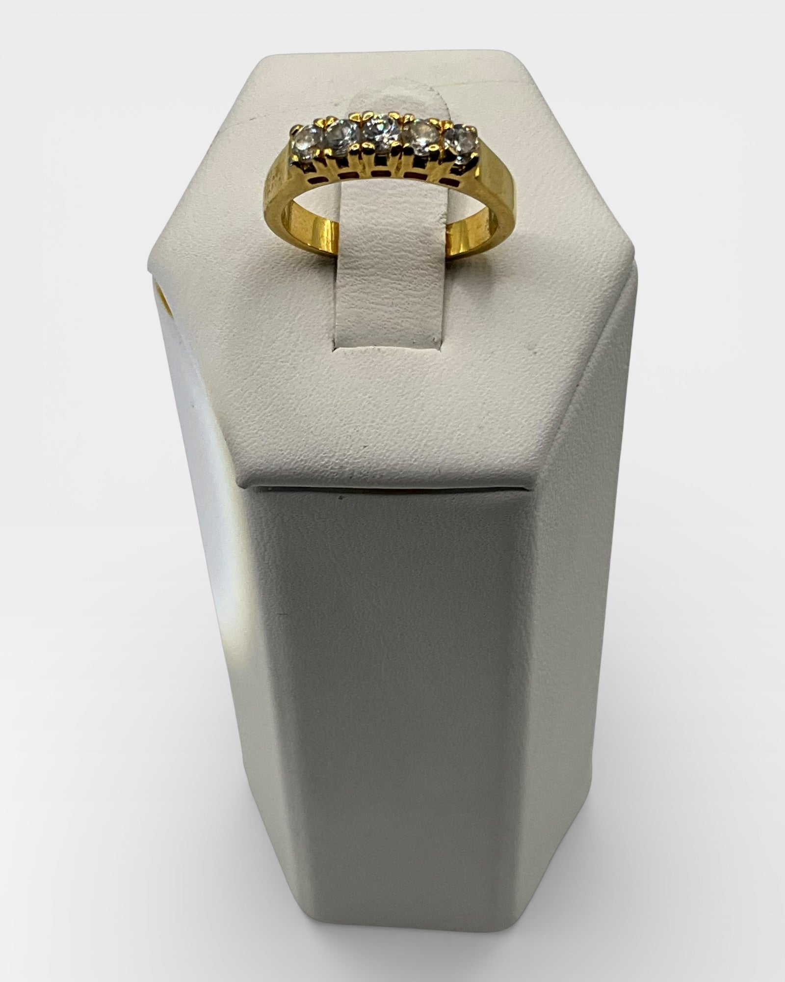 5 Stone Cubic Zirconia Ring - Estate Sale (Great Condition)