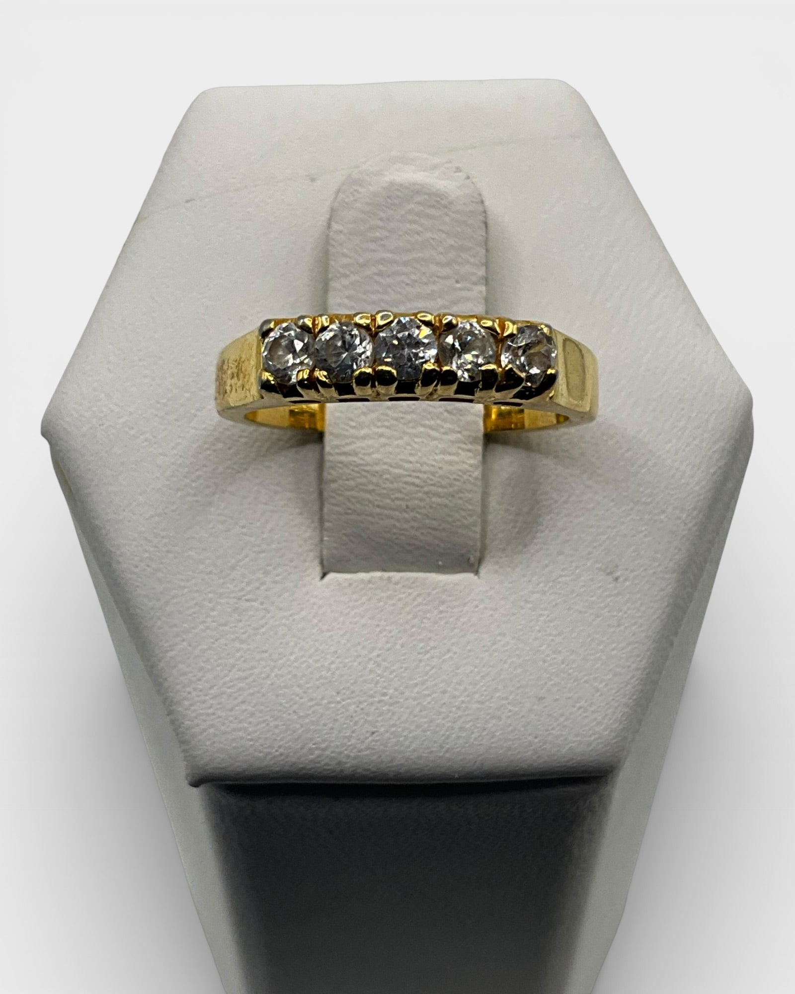 5 Stone Cubic Zirconia Ring - Estate Sale (Great Condition)