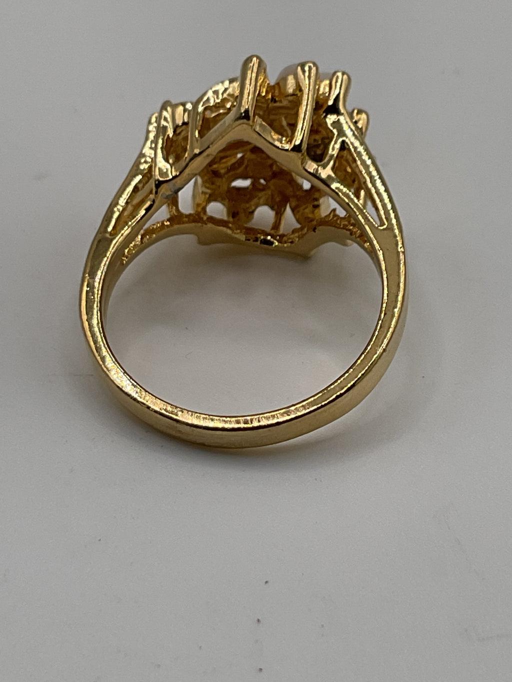 Vintage Uncas Faux Opal & Rhinestone Gold Tone Cocktail Ring - Estate Sale (Great Condition)