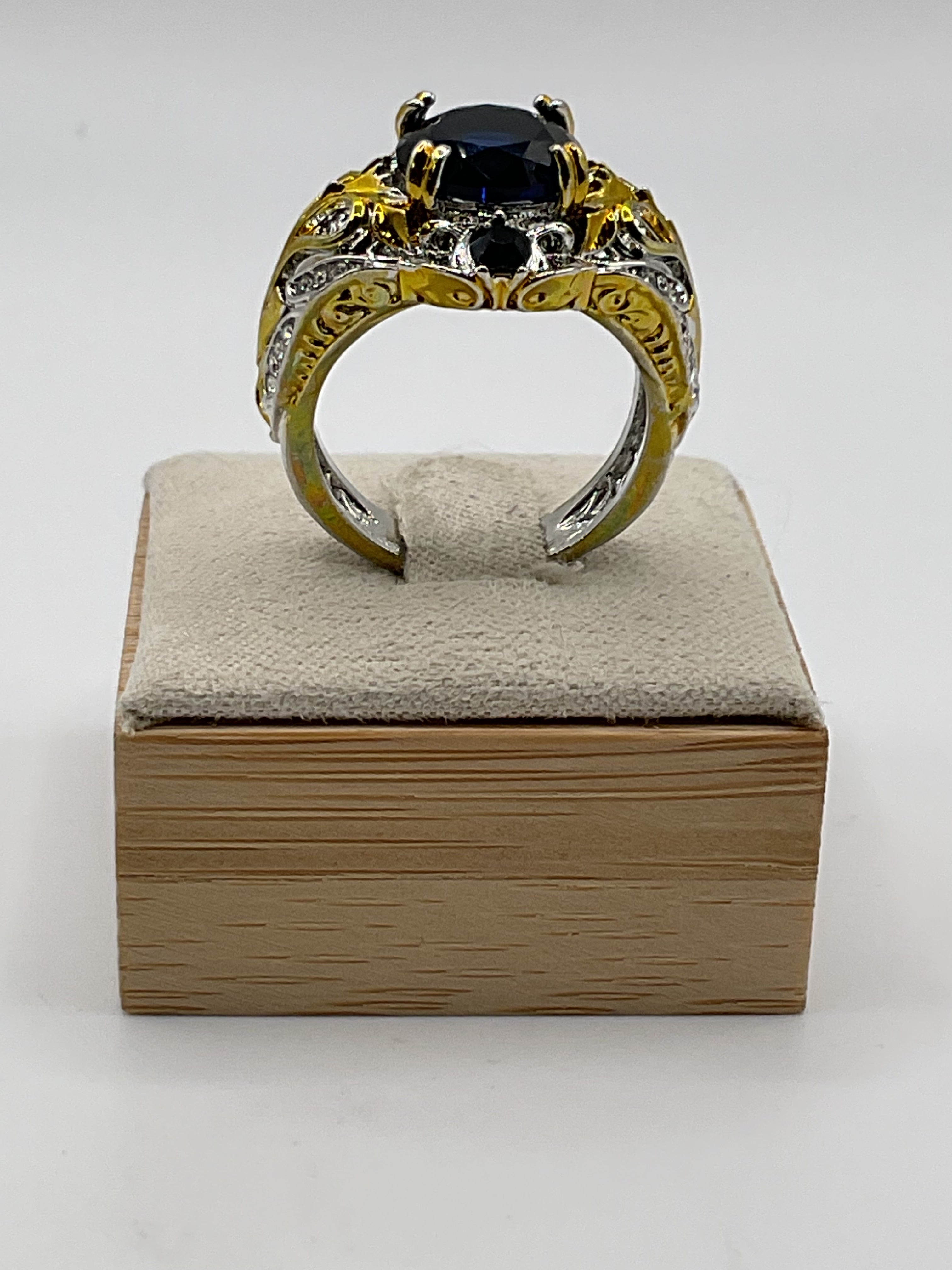 Queen’s Curse” Gothic Royal Blue Filigree Ring – Gold & Silver Tone - Estate Sale (Great Condition)