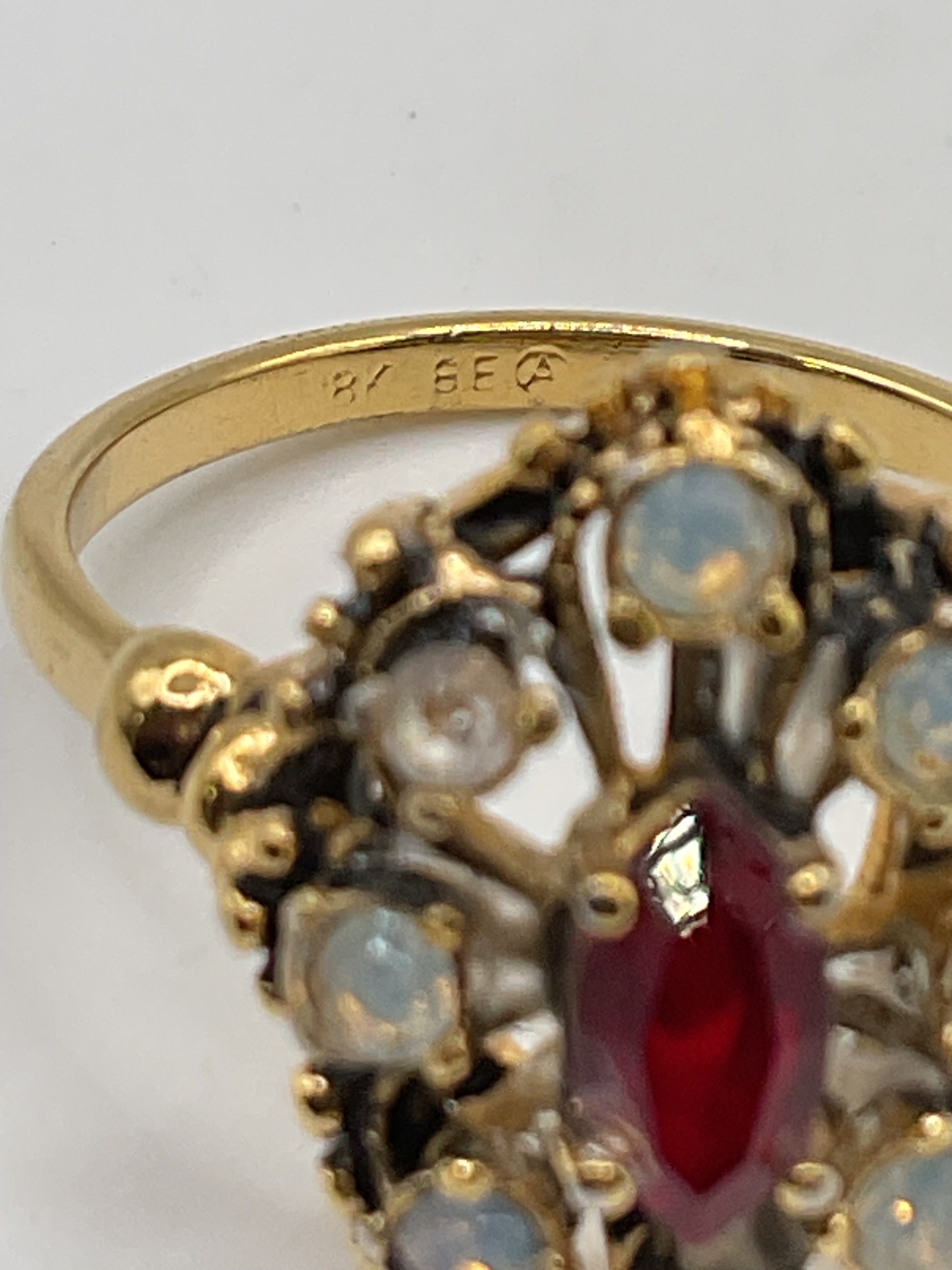 Vintage Womans Antique Ruby & Pinfire Opals Filigree Ring - Estate Sale (Great Condition)