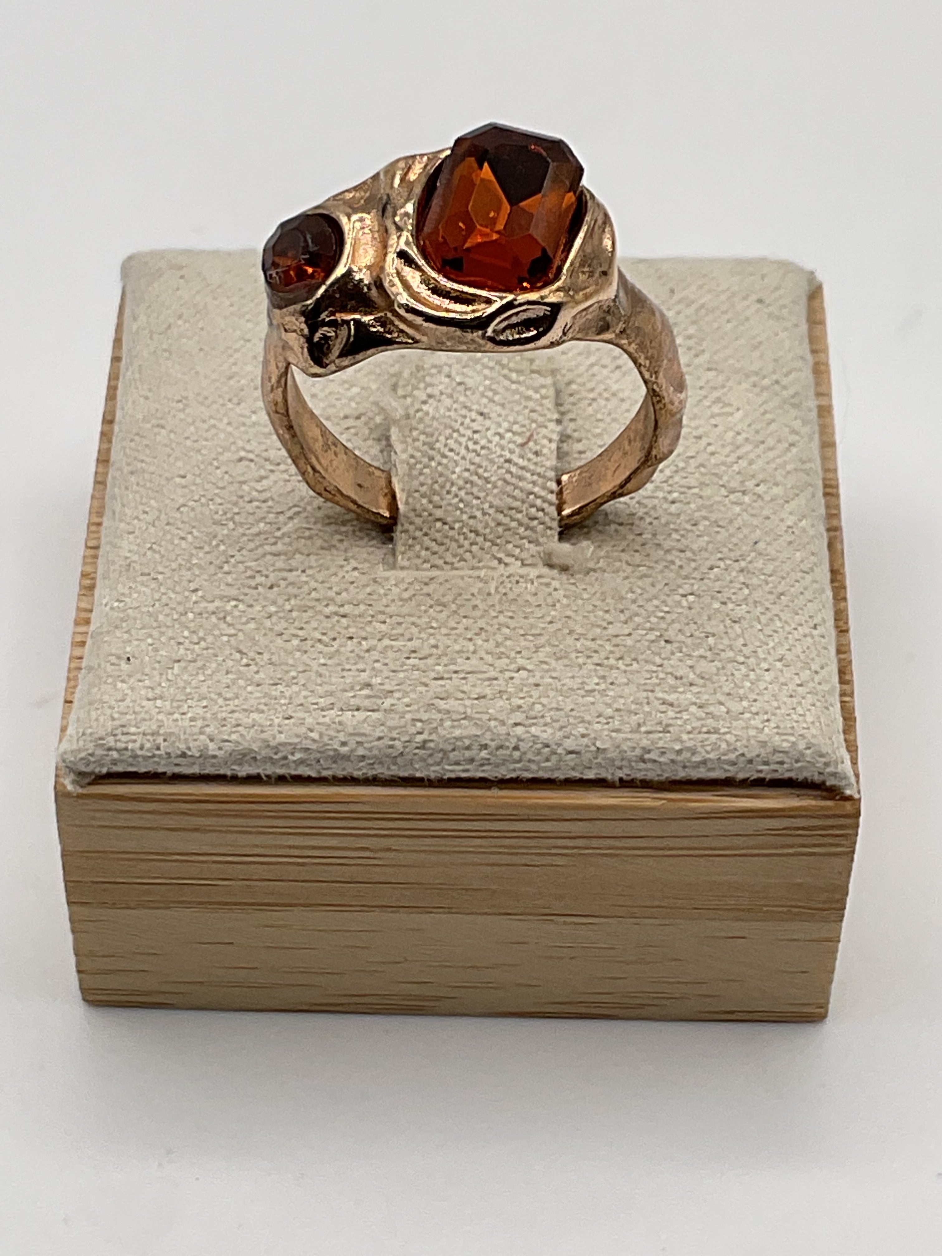 Unique Organic Ring with Amber-Toned Glass Gemstones Stackable Ring - Estate Sale (Great Condition)