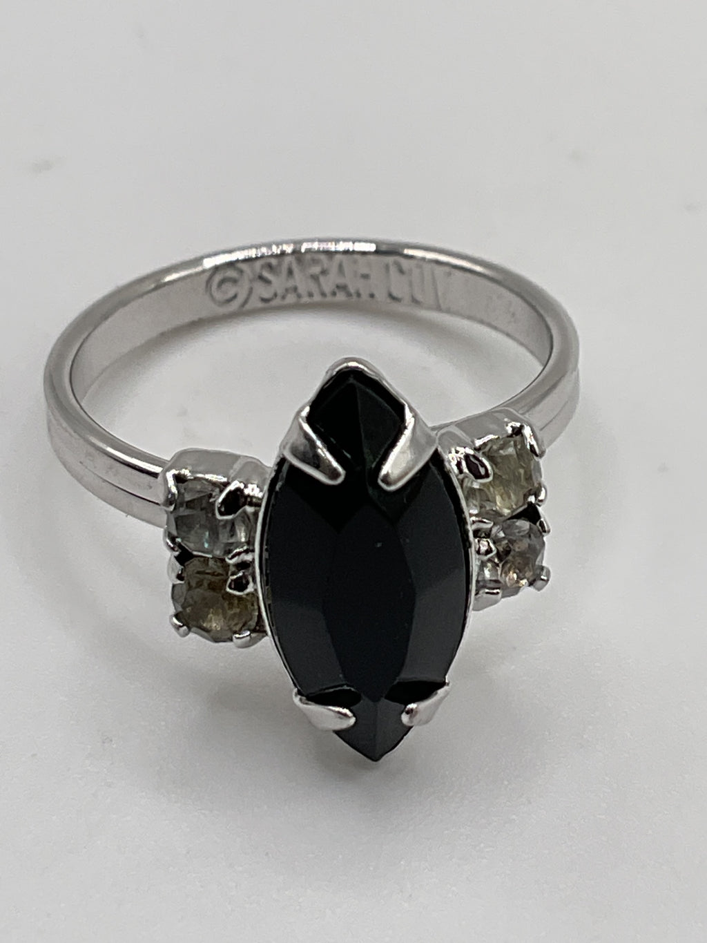 Vintage Sarah Coventry Black Glass Onyx  Silver Tone Adjustable Ring - Estate Sale (Great Condition)