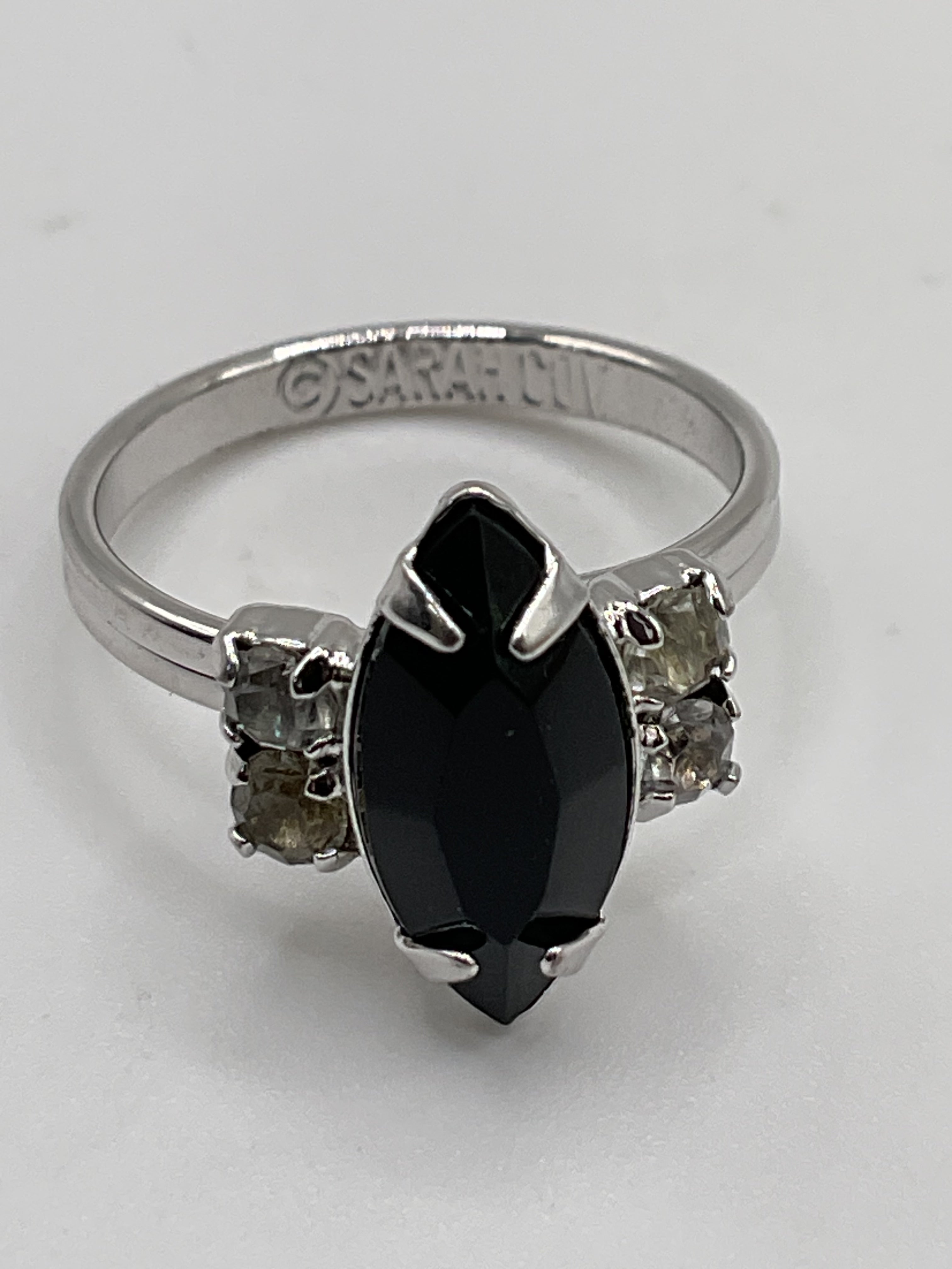 Vintage Sarah Coventry Black Glass Onyx  Silver Tone Adjustable Ring - Estate Sale (Great Condition)