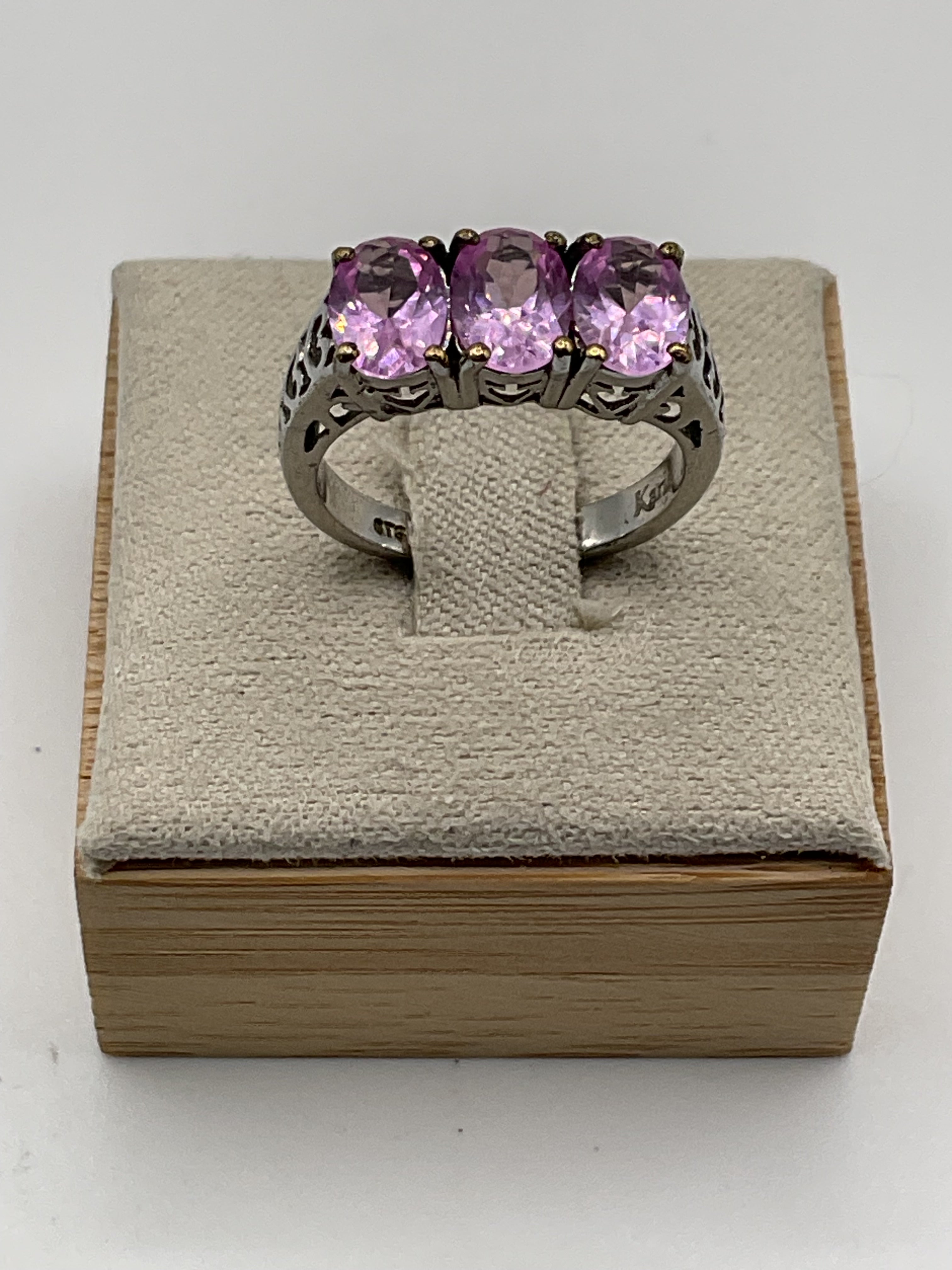 Karis 925 Sterling Silver Pink Sapphire Three-Stone Ring | Trilogy Style - Estate Sale (Great Condition)