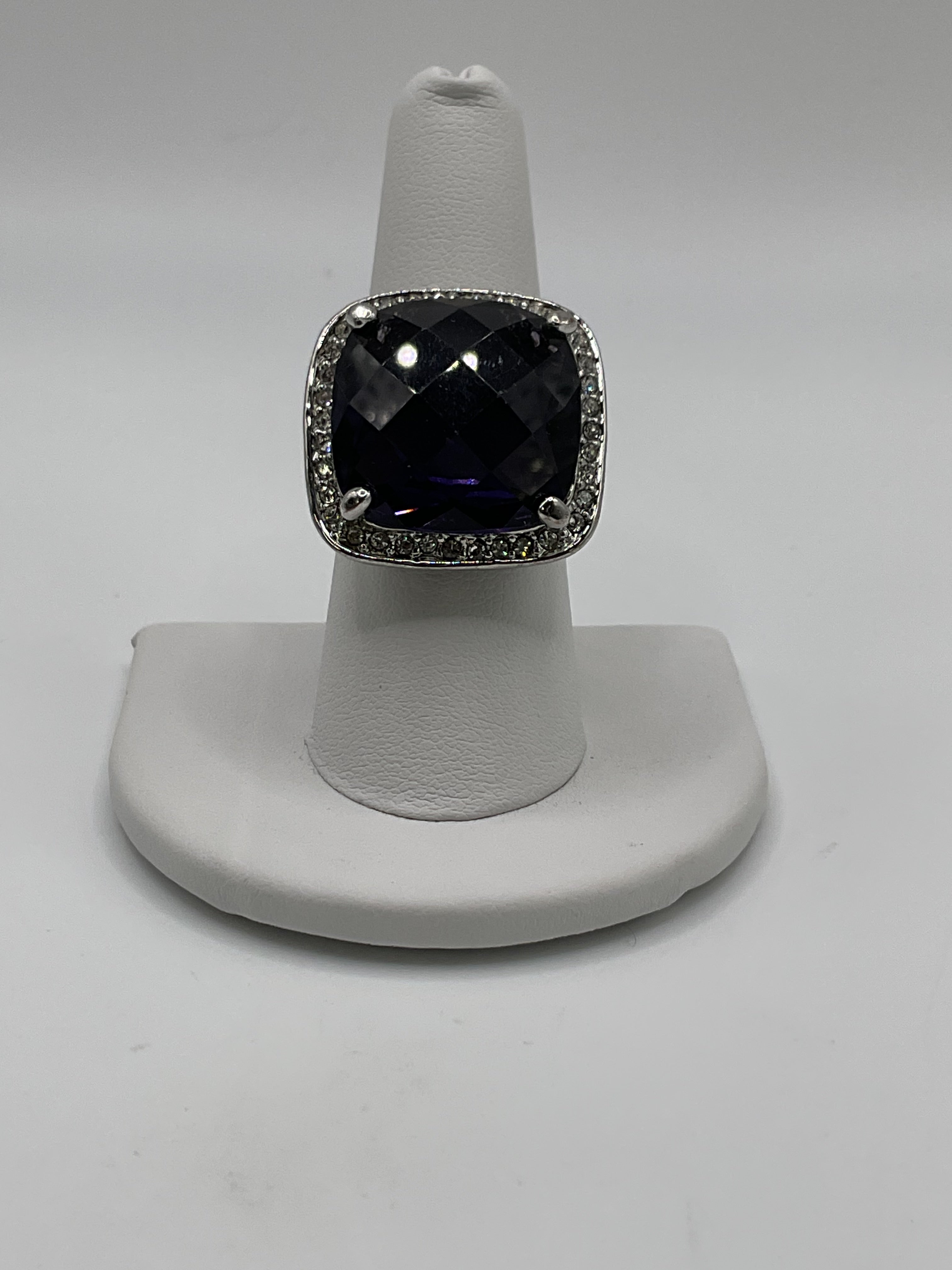 Vintage Princess Amethyst Silver Toned Ring - Estate Sale (Great Condition)