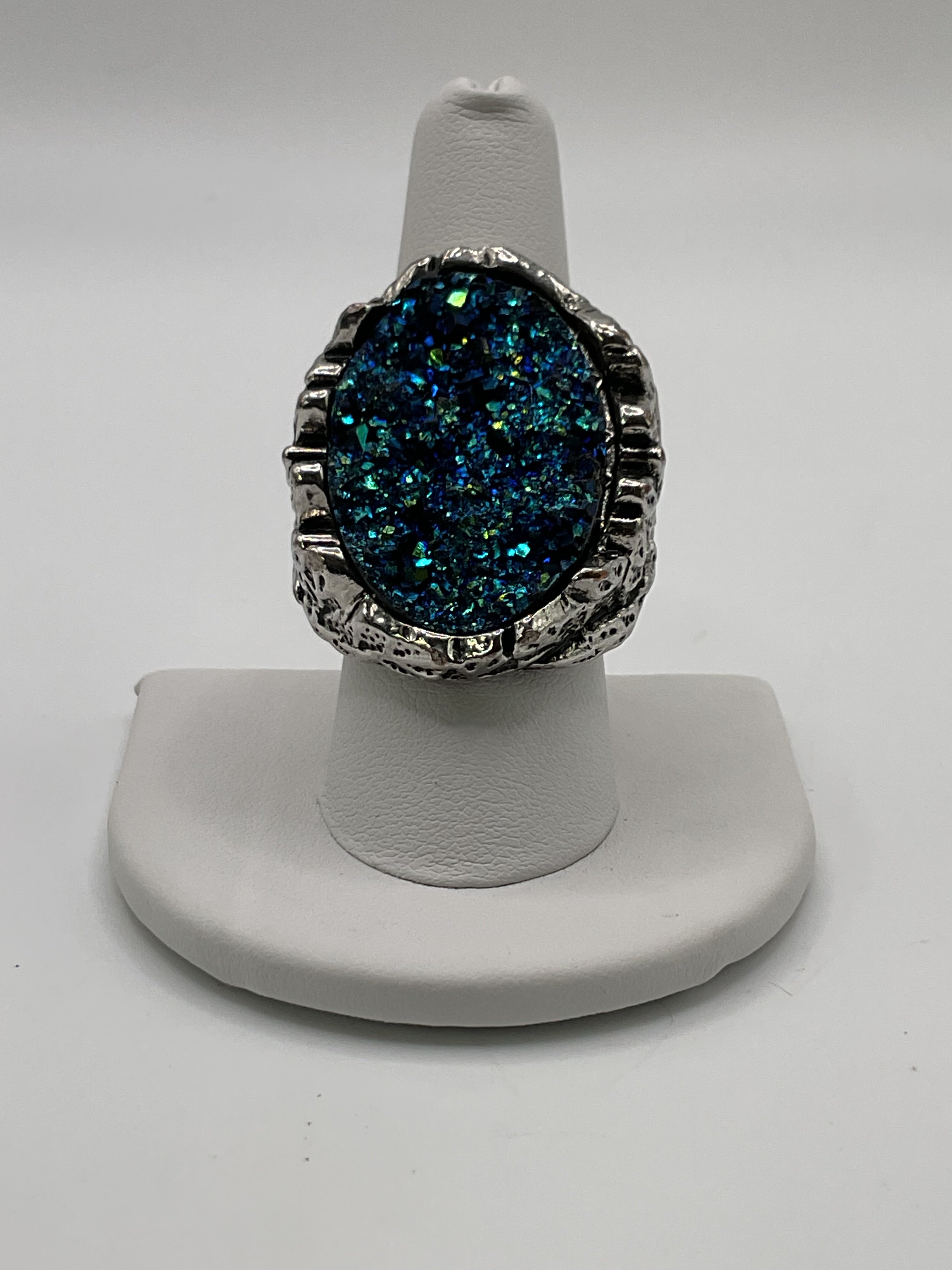 Vintage 1980s Shimmering Stone Ring: Silver-tone Ring- Estate Sale (Great Condition)