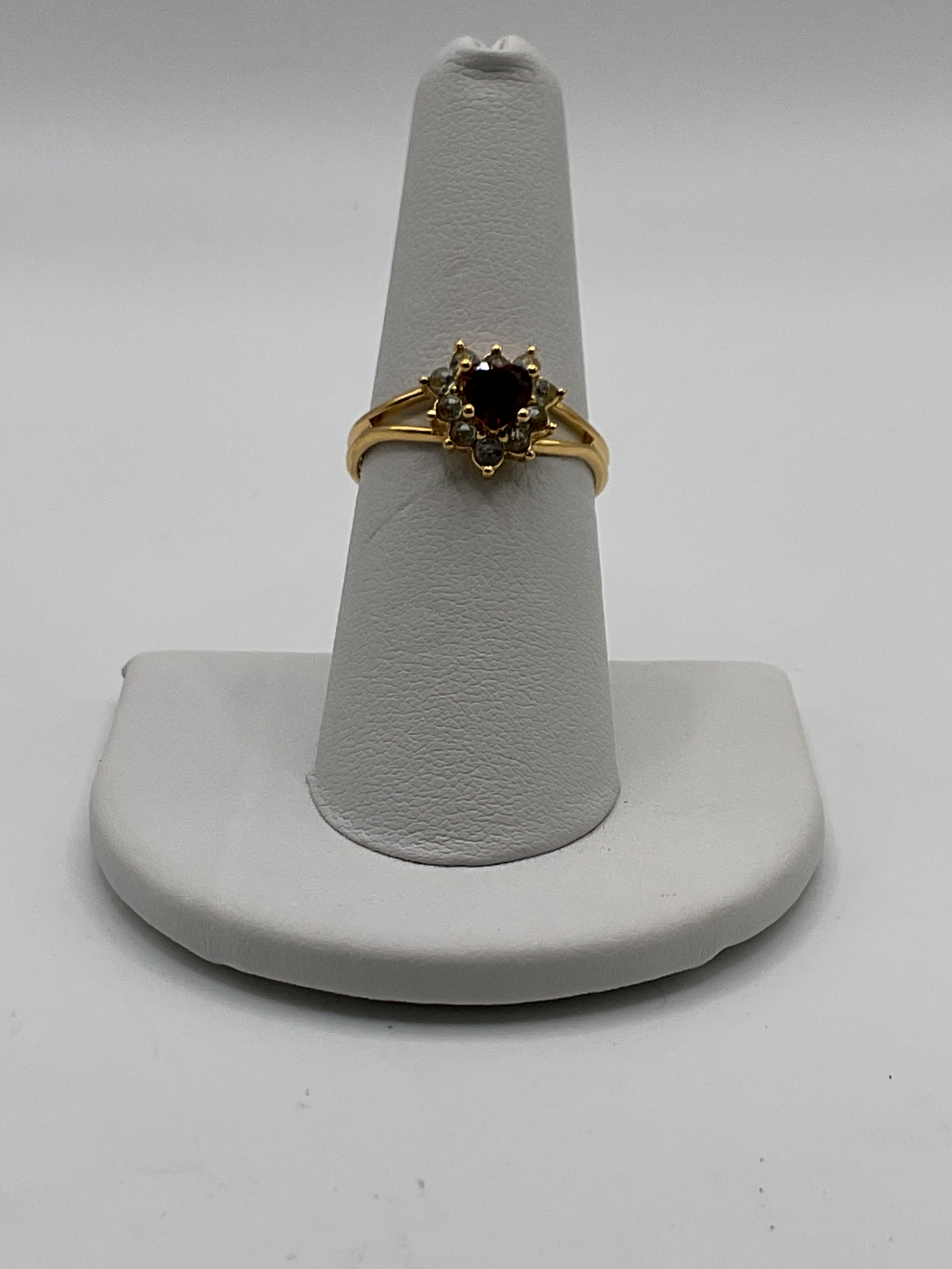 Avon Heart Ring | Red Stone Gold Tone Vintage Style Ring - Estate Sale (Great Condition)