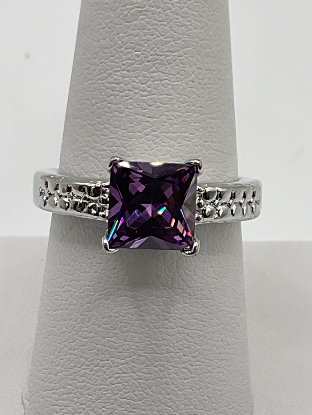 Color-Shift Violet Blue Statement Ring | Pavé Band in Silver Tone - Estate Sale (Great Condition)