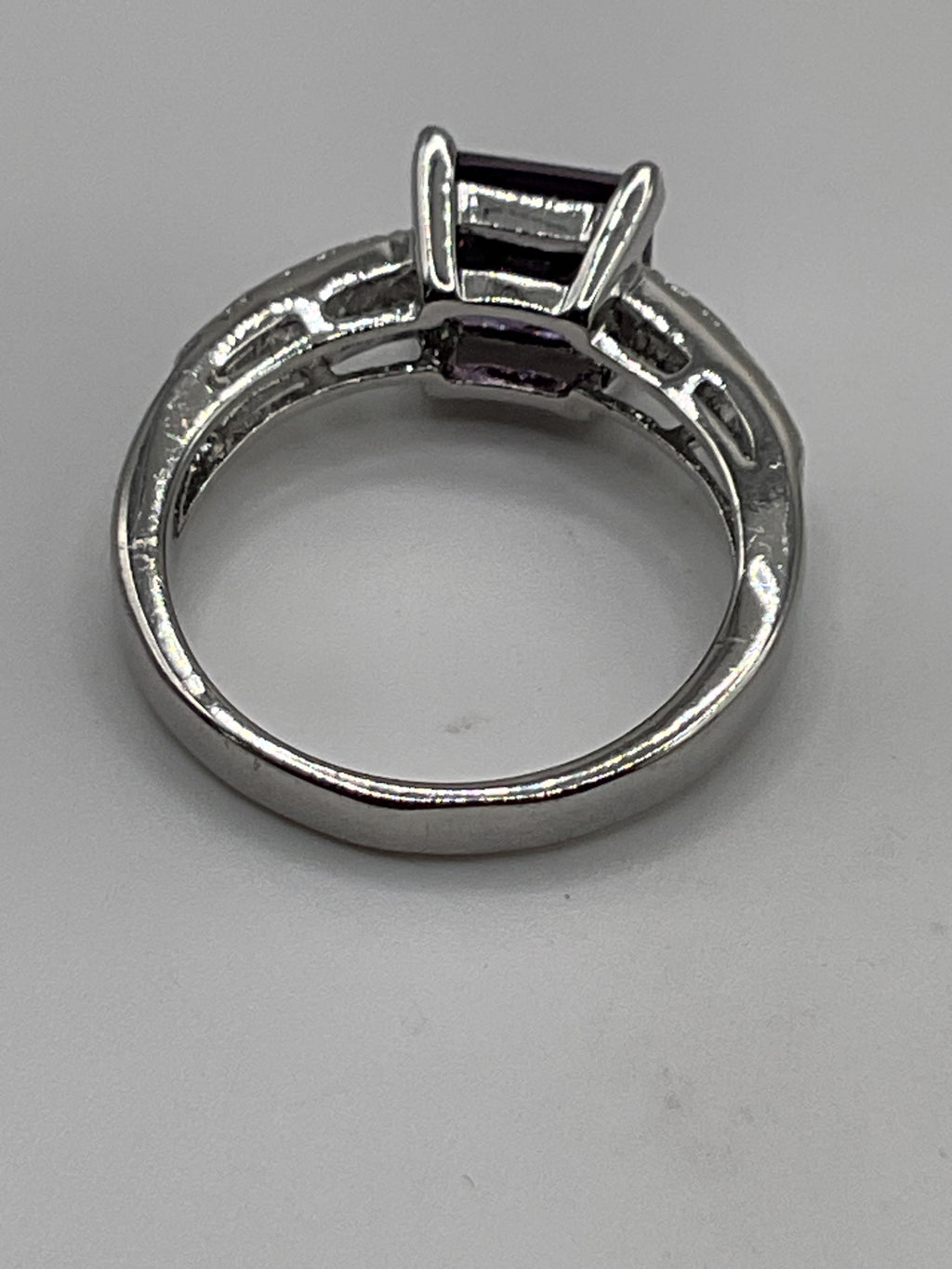 Color-Shift Violet Blue Statement Ring | Pavé Band in Silver Tone - Estate Sale (Great Condition)