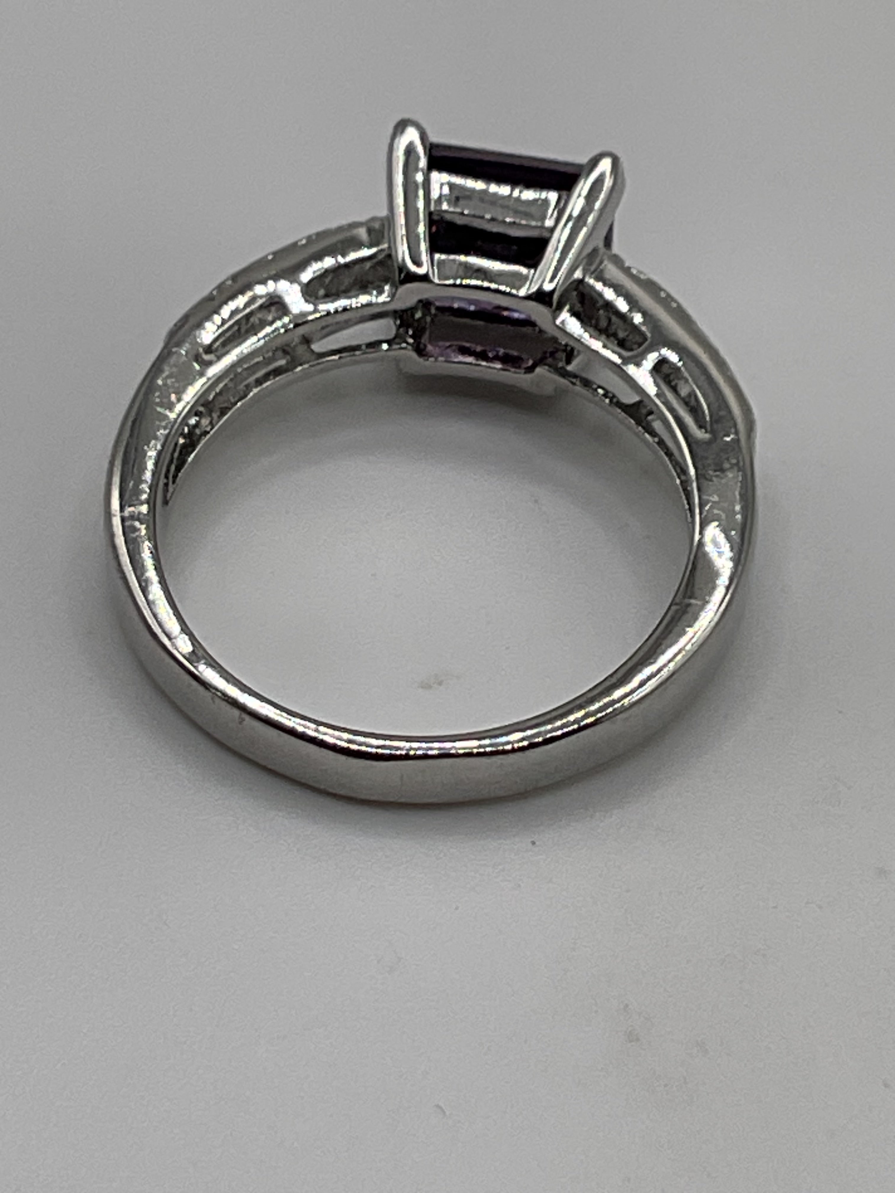 Color-Shift Violet Blue Statement Ring | Pavé Band in Silver Tone - Estate Sale (Great Condition)