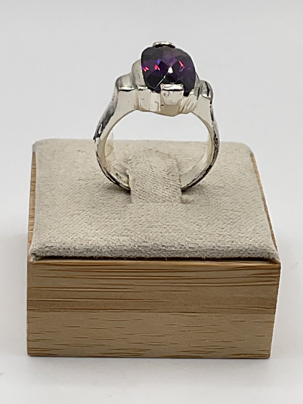 Sterling Silver Amethyst | Large Oval Faceted Statement Ring - Estate Sale (Great Condition)