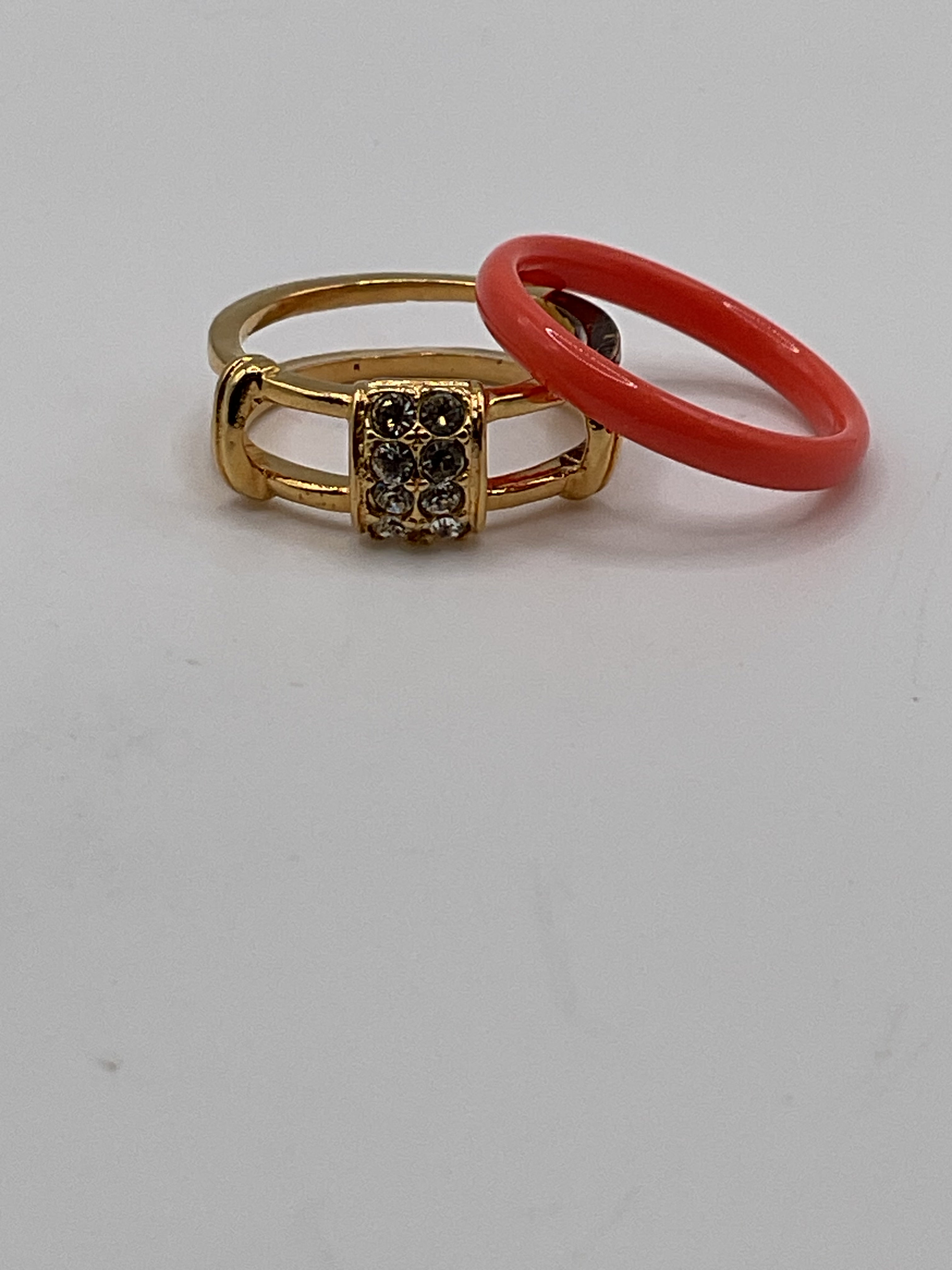 Vintage Avon Coral Enamel Rhinestone Gold Tone Ring - Estate Sale (Great Condition)