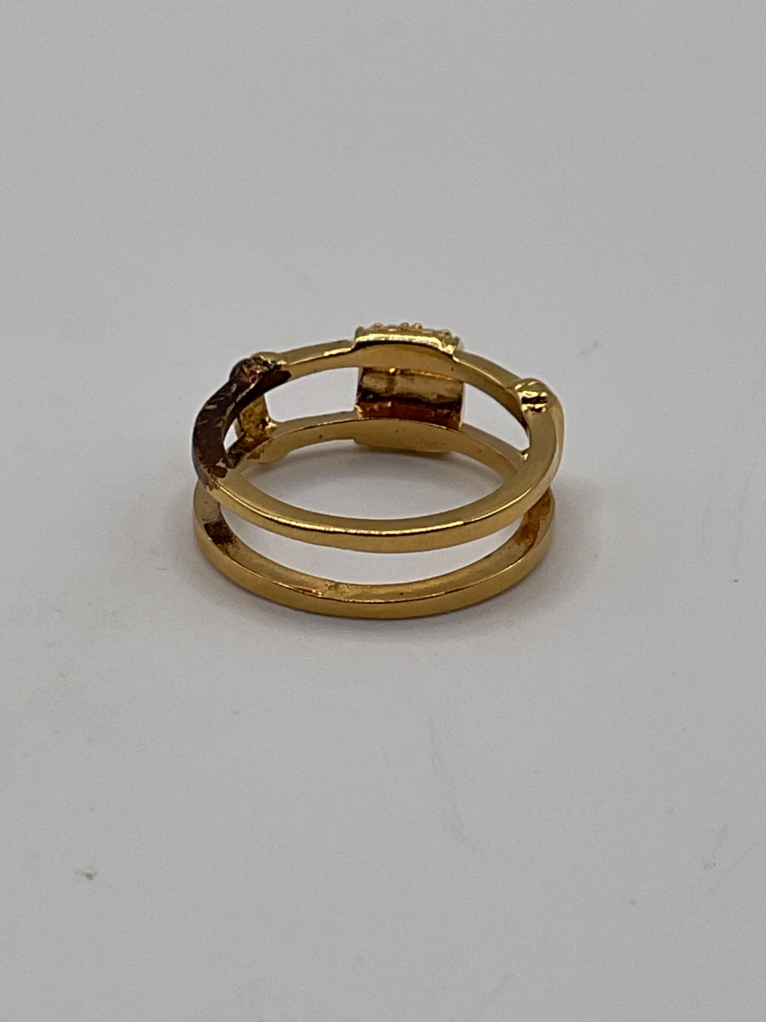 Vintage Avon Coral Enamel Rhinestone Gold Tone Ring - Estate Sale (Great Condition)