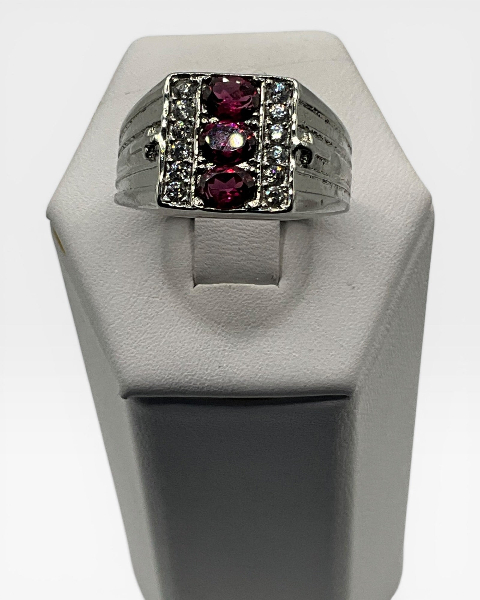Orissa Rhodolite Garnet Ring - Estate Sale (Great Condition)