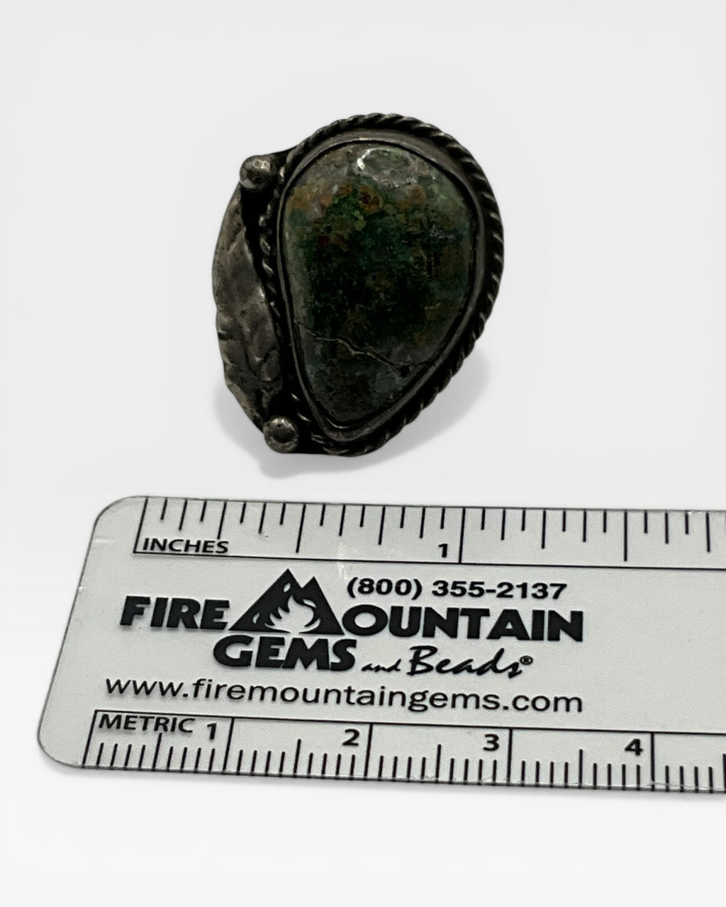 Green Jasper Vintage Navaho Ring - Estate Sale (Great Condition)
