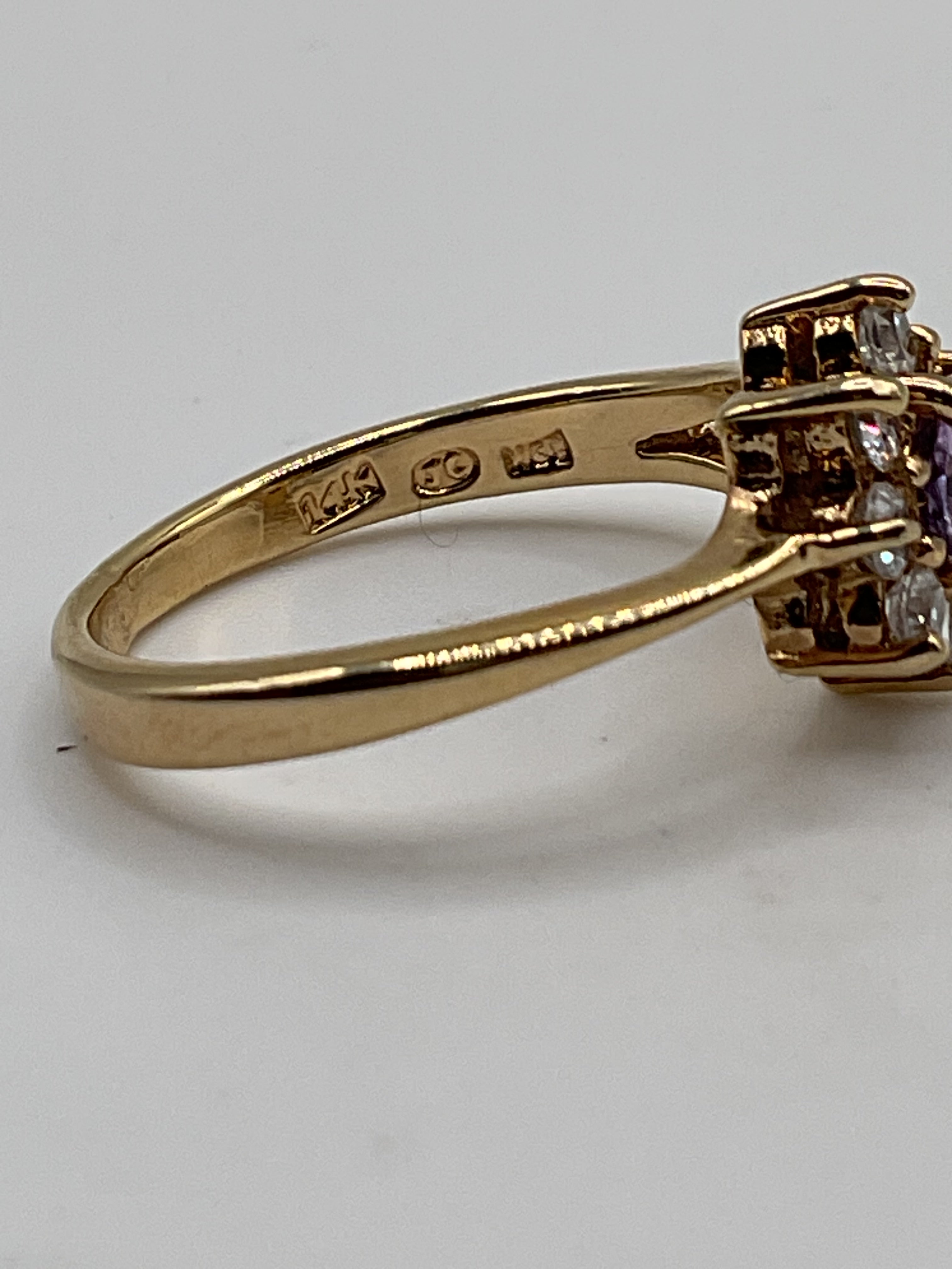14k Gold Amethyst & Cubic Zirconia Ring - Estate Sale (Great Condition)