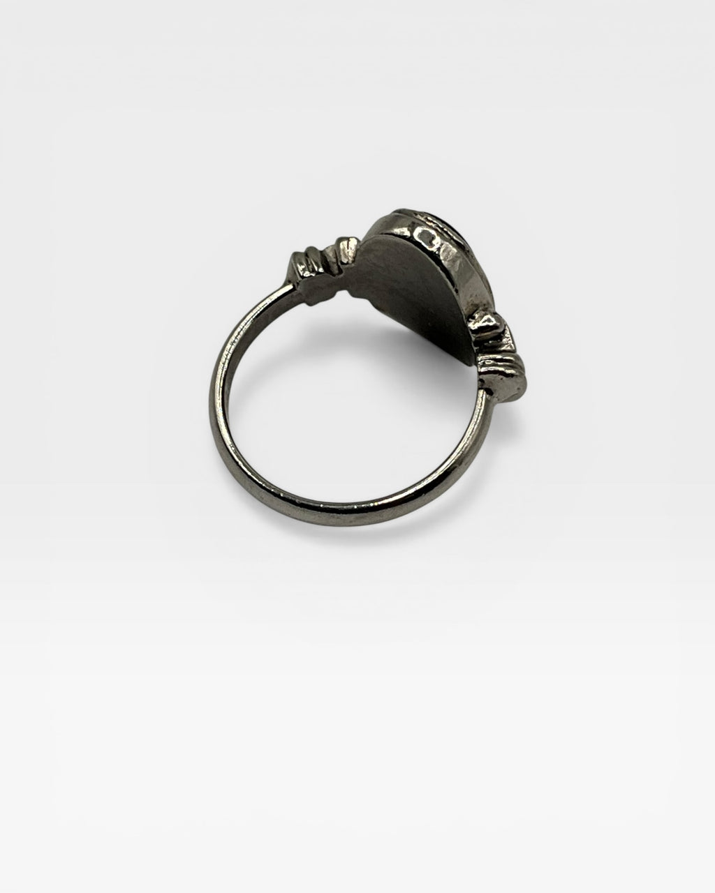Avon Victorian Genuine Diamond Chip Black Onyx Ring - Estate Sale (Great Condition)