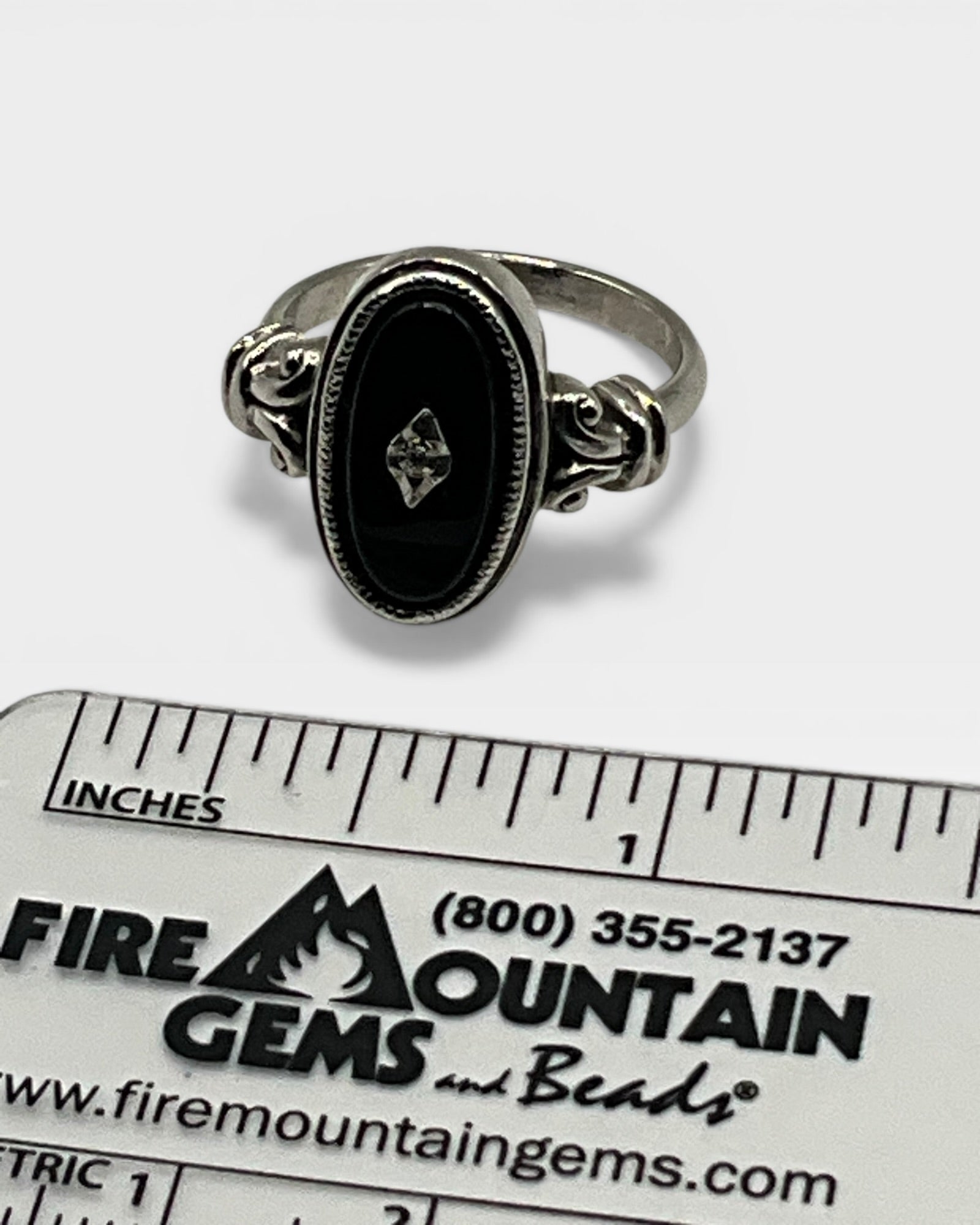 Avon Victorian Genuine Diamond Chip Black Onyx Ring - Estate Sale (Great Condition)