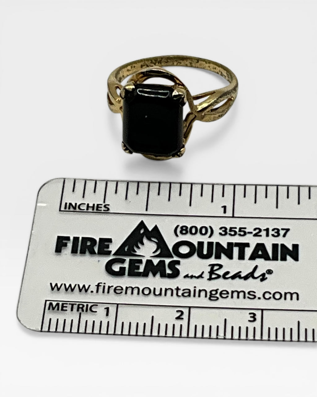 Black Agate Stone Ring - Estate Sale (Great Condition)