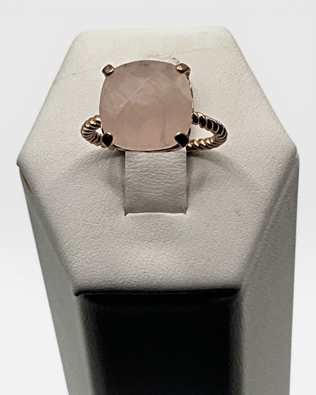Rose Quartz Cushion Cut Ring - Estate Sale (Great Condition)