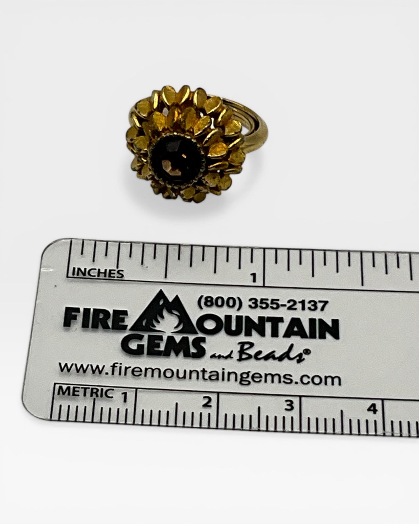 Avon Sunflower & Amber Rhinestone Ring - Estate Sale (Great Condition)