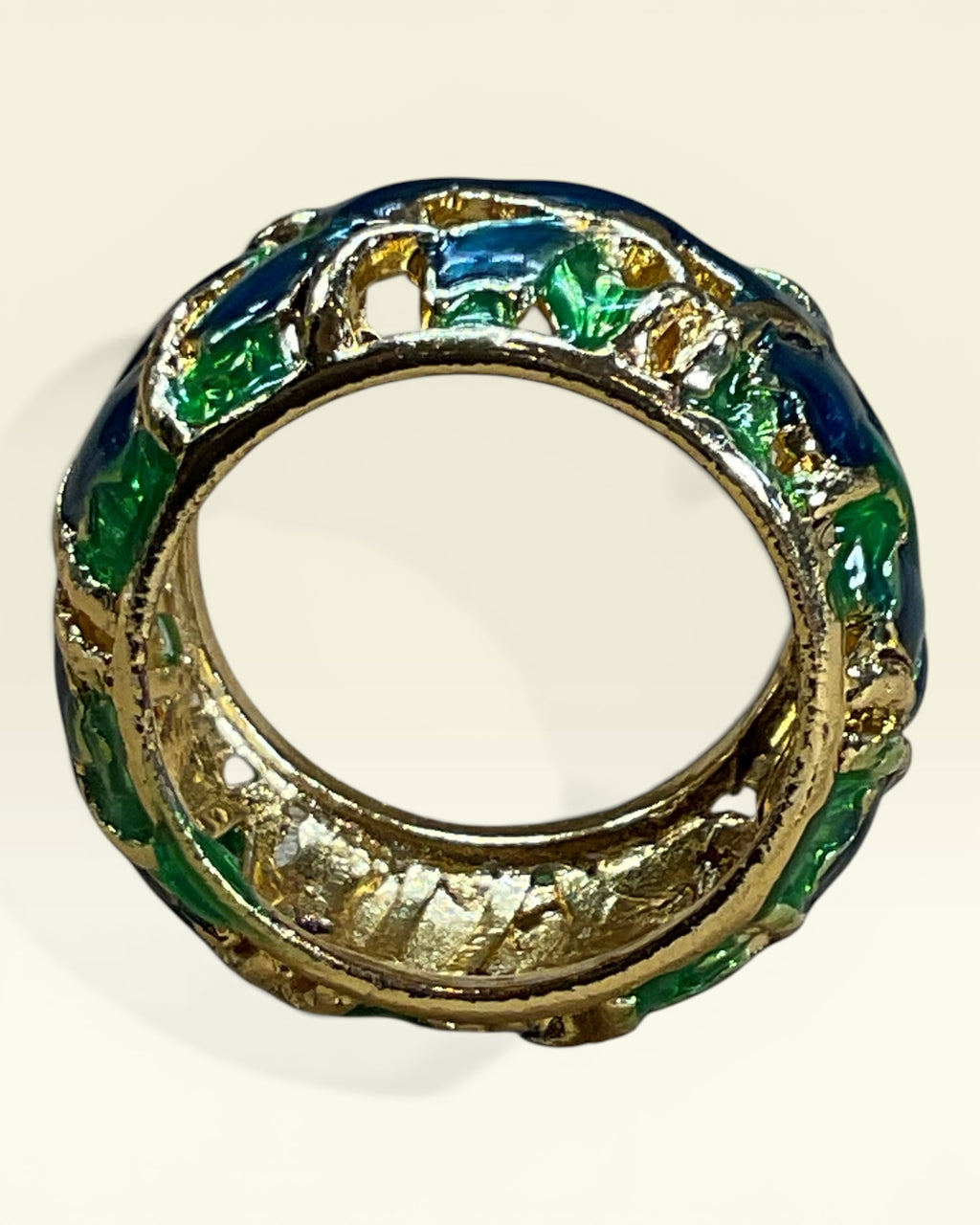 European and American Minimalist Creative Oil Painting Style Ring - Estate Sale (Great Condition)