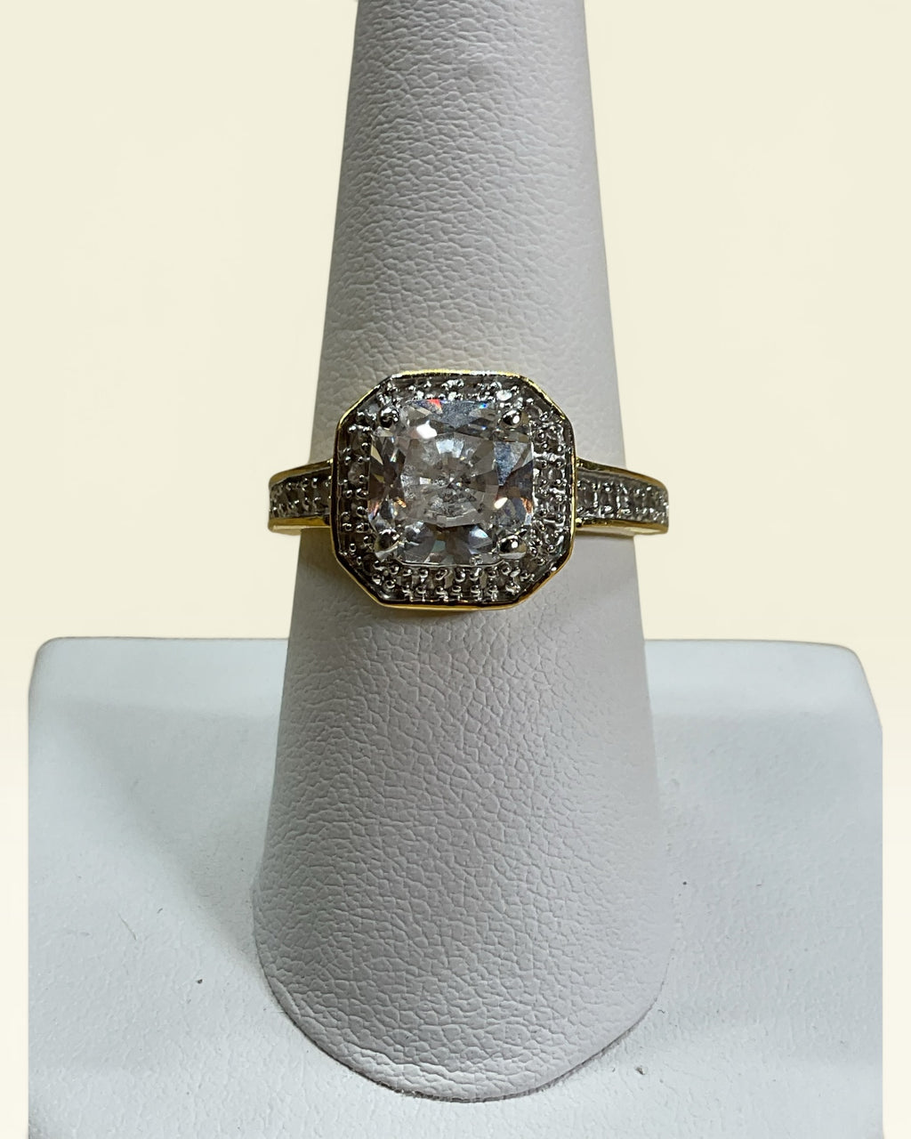 Love at First sight Retired Premier Designs Ring - Estate Sale (Great Condition)
