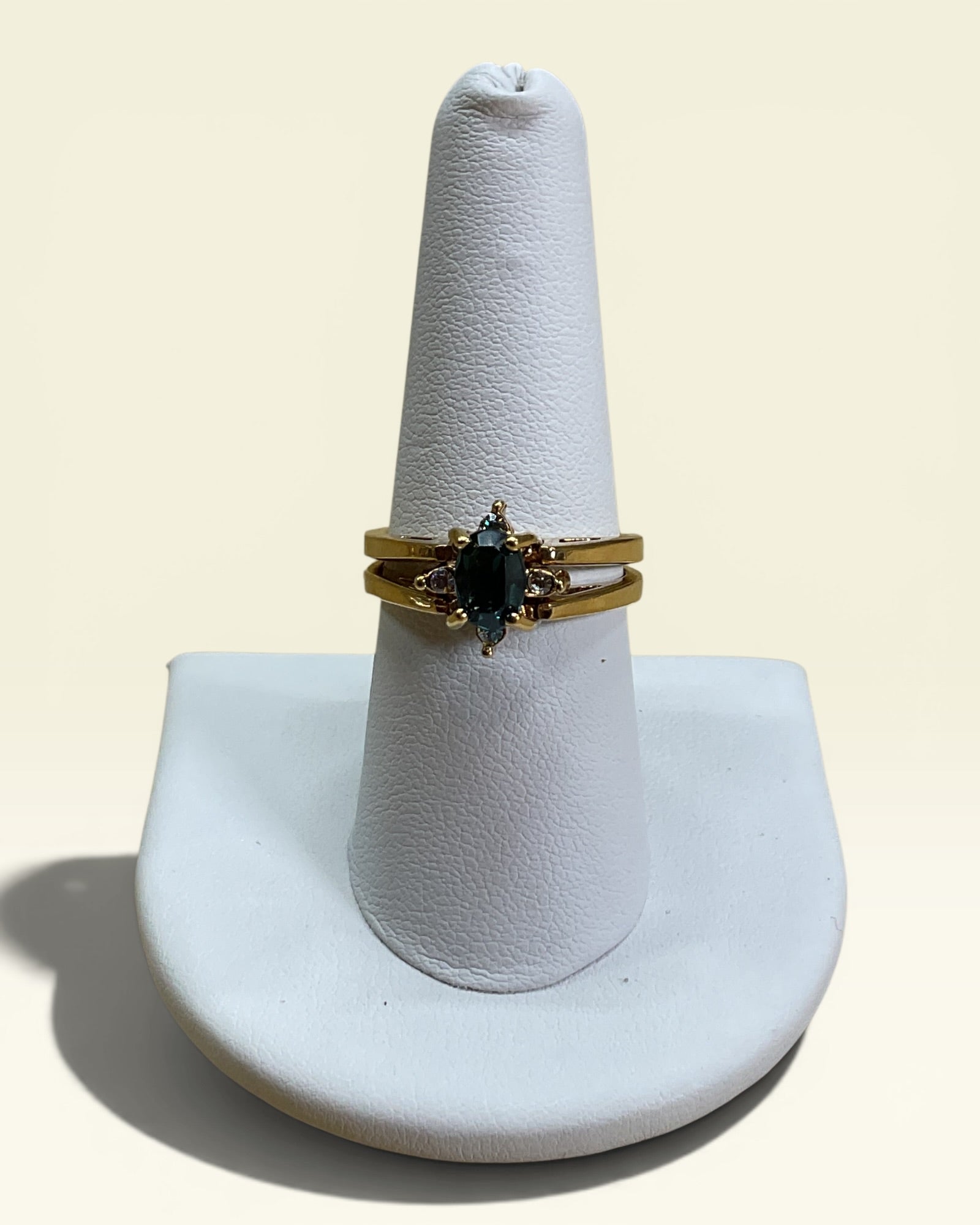Vintage Avon 24KT HGE Reversible with Blue Sapphire and Clear Crystals Ring - Estate Sale (Great Condition)