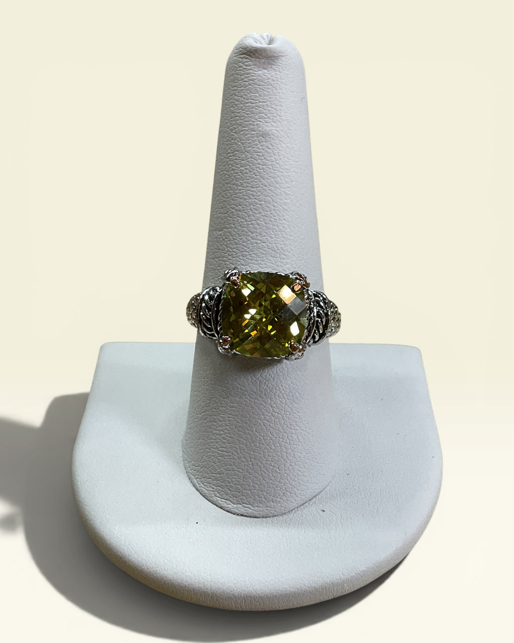 Premier Designs "Peridot" Antique Rhodium Plated & Cubic Zirconia Ring - Estate Sale (Great Condition)