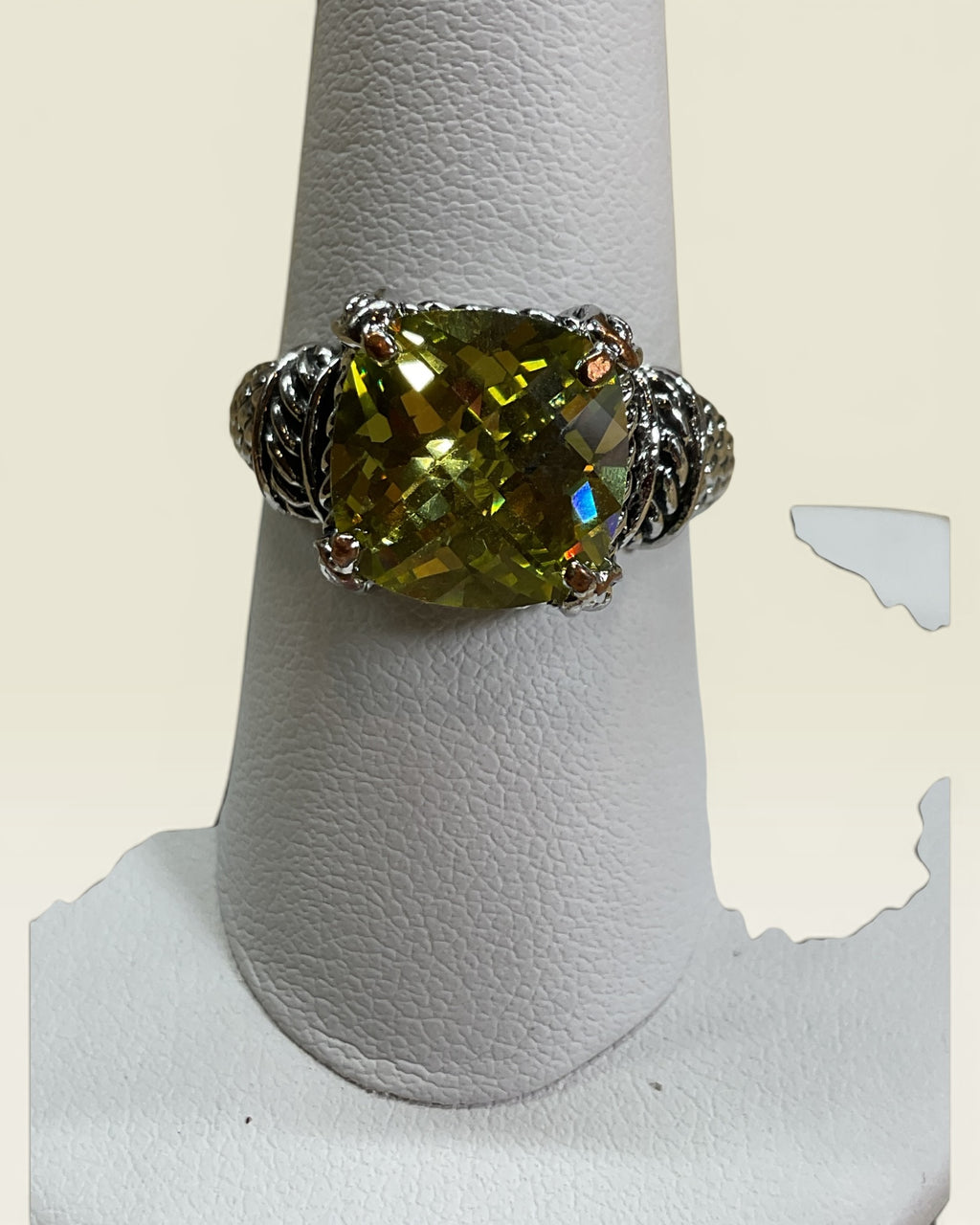 Premier Designs "Peridot" Antique Rhodium Plated & Cubic Zirconia Ring - Estate Sale (Great Condition)