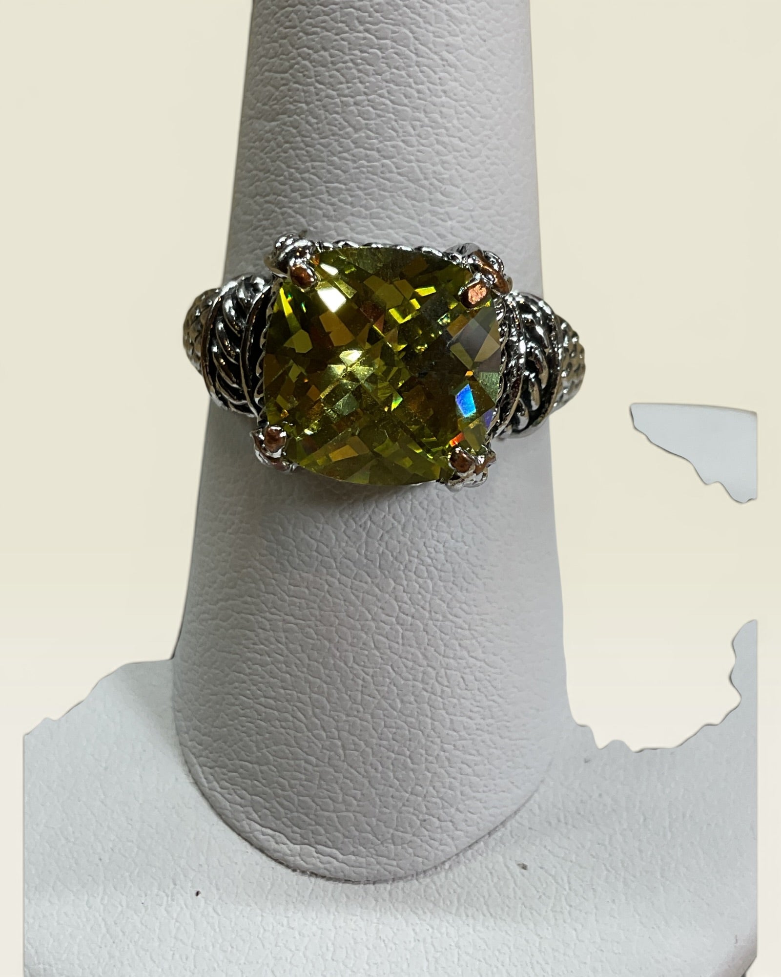 Premier Designs "Peridot" Antique Rhodium Plated & Cubic Zirconia Ring - Estate Sale (Great Condition)
