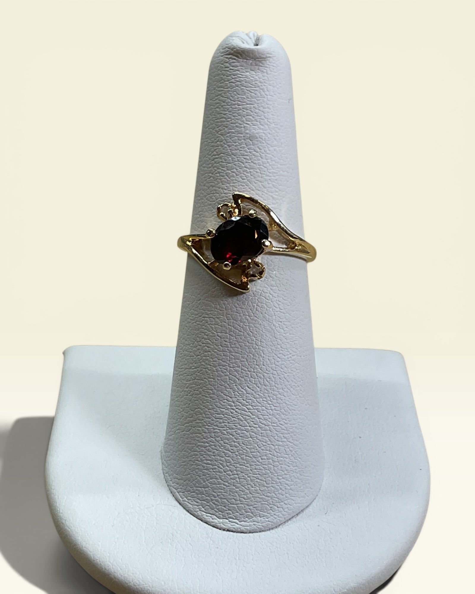 Vintage Lindenwold 24K Hard Gold Electroplate (HGE) Garnet & Diamond Ring - Estate Sale (Great Condition)
